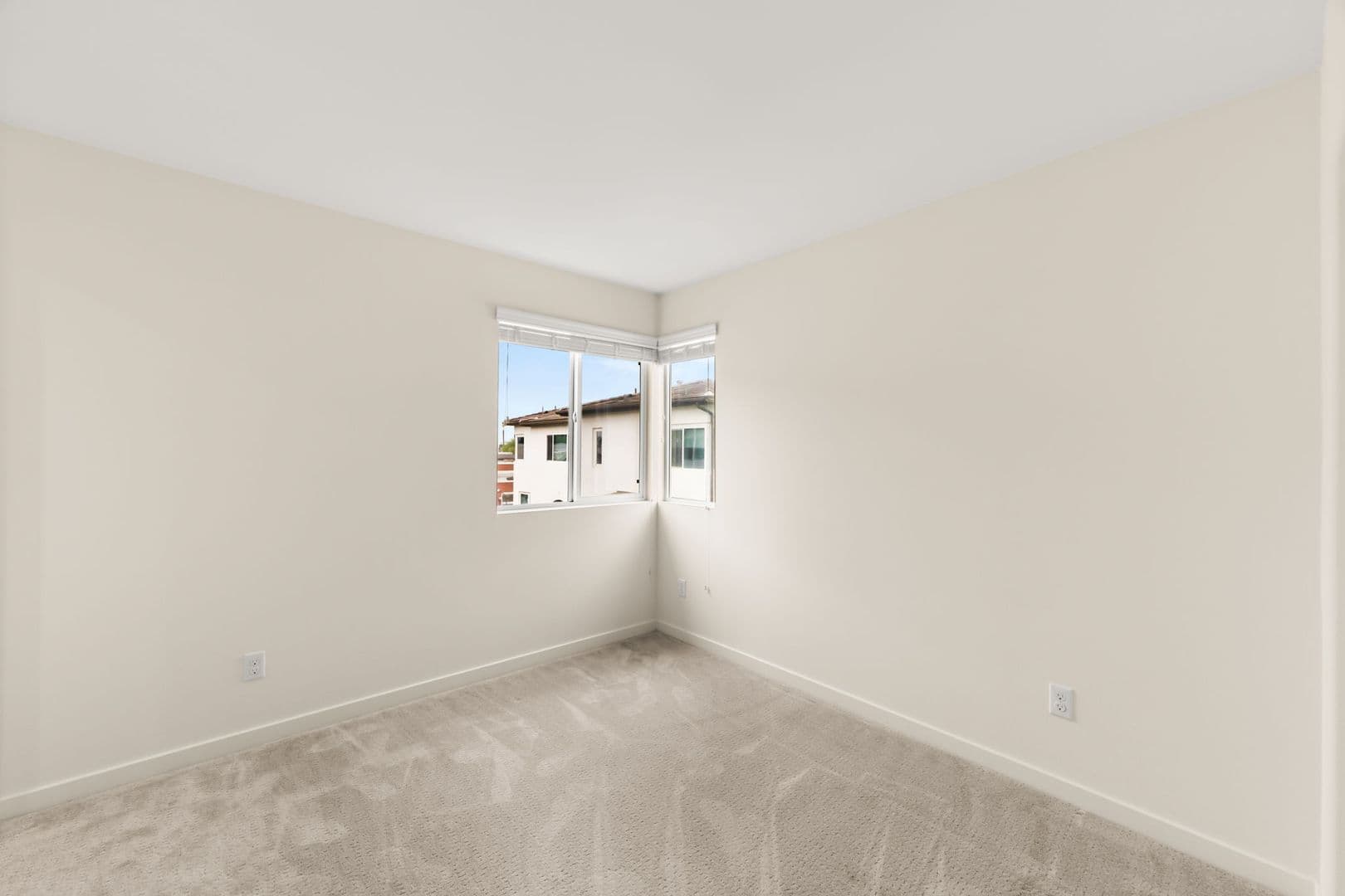 Montebello House: 129 N. 5th St. #F