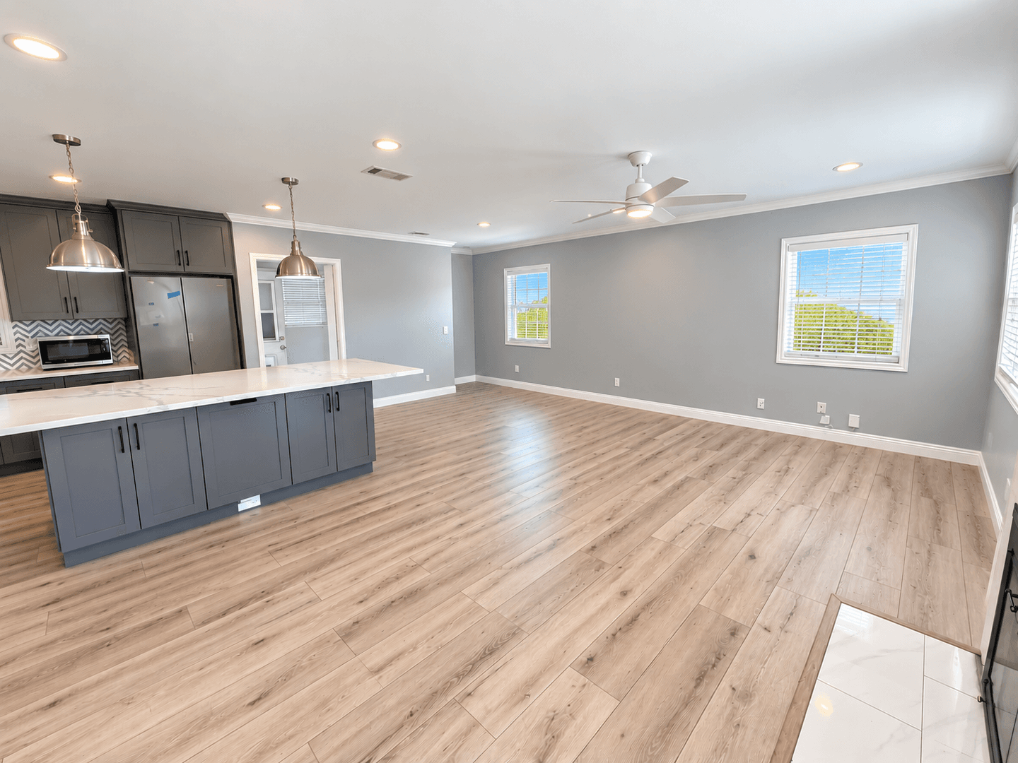 Pomona House: 943 Washington Avenue