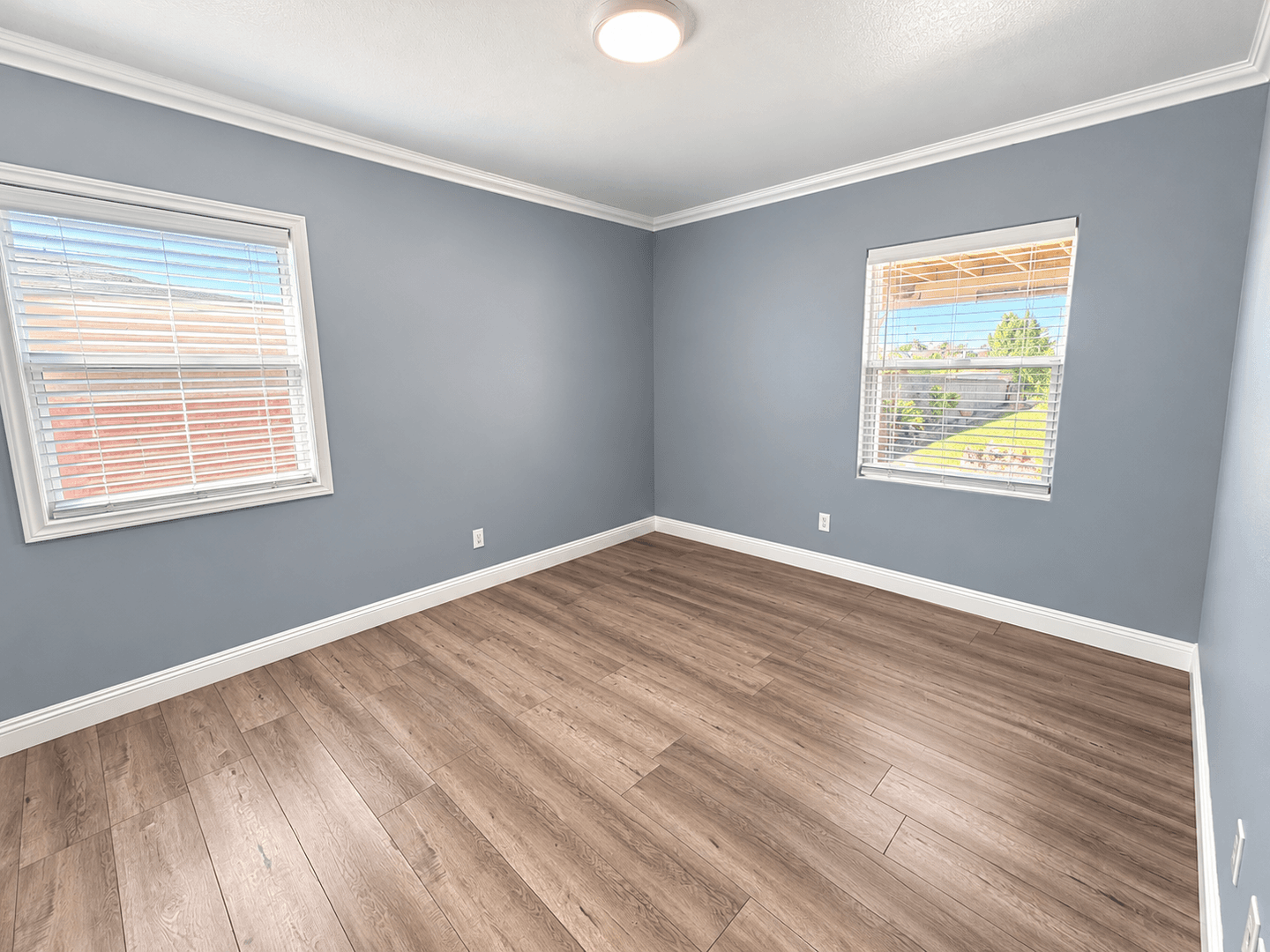 Pomona House: 943 Washington Avenue