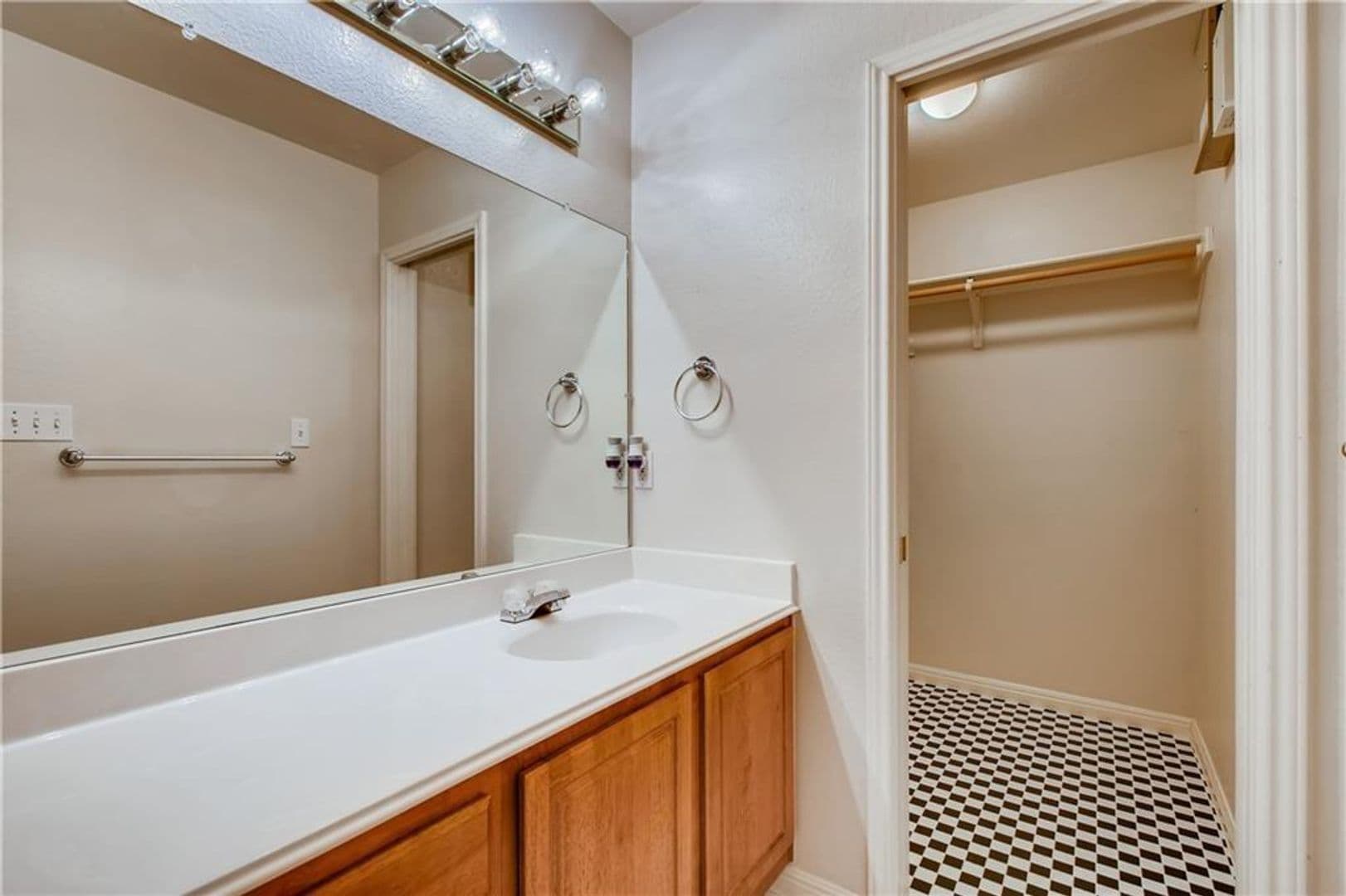 Round Rock House: 803 Sable Trail Court