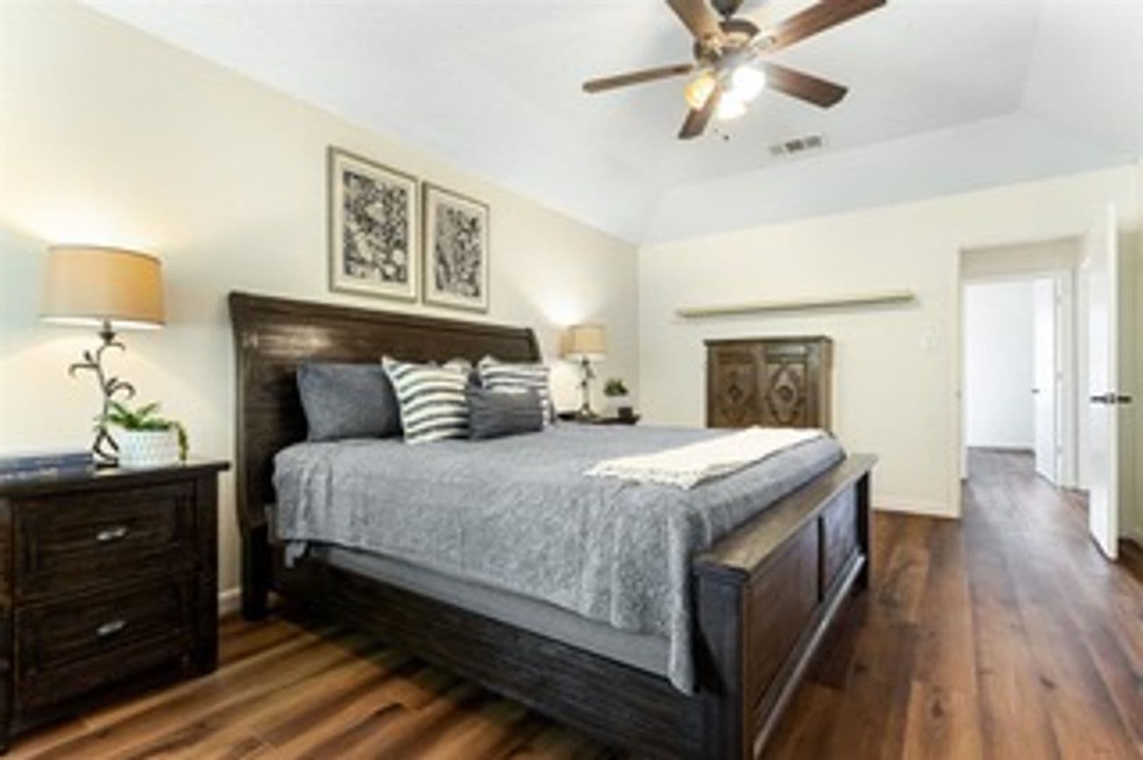 Arlington House: 6017 Meadowdale Road