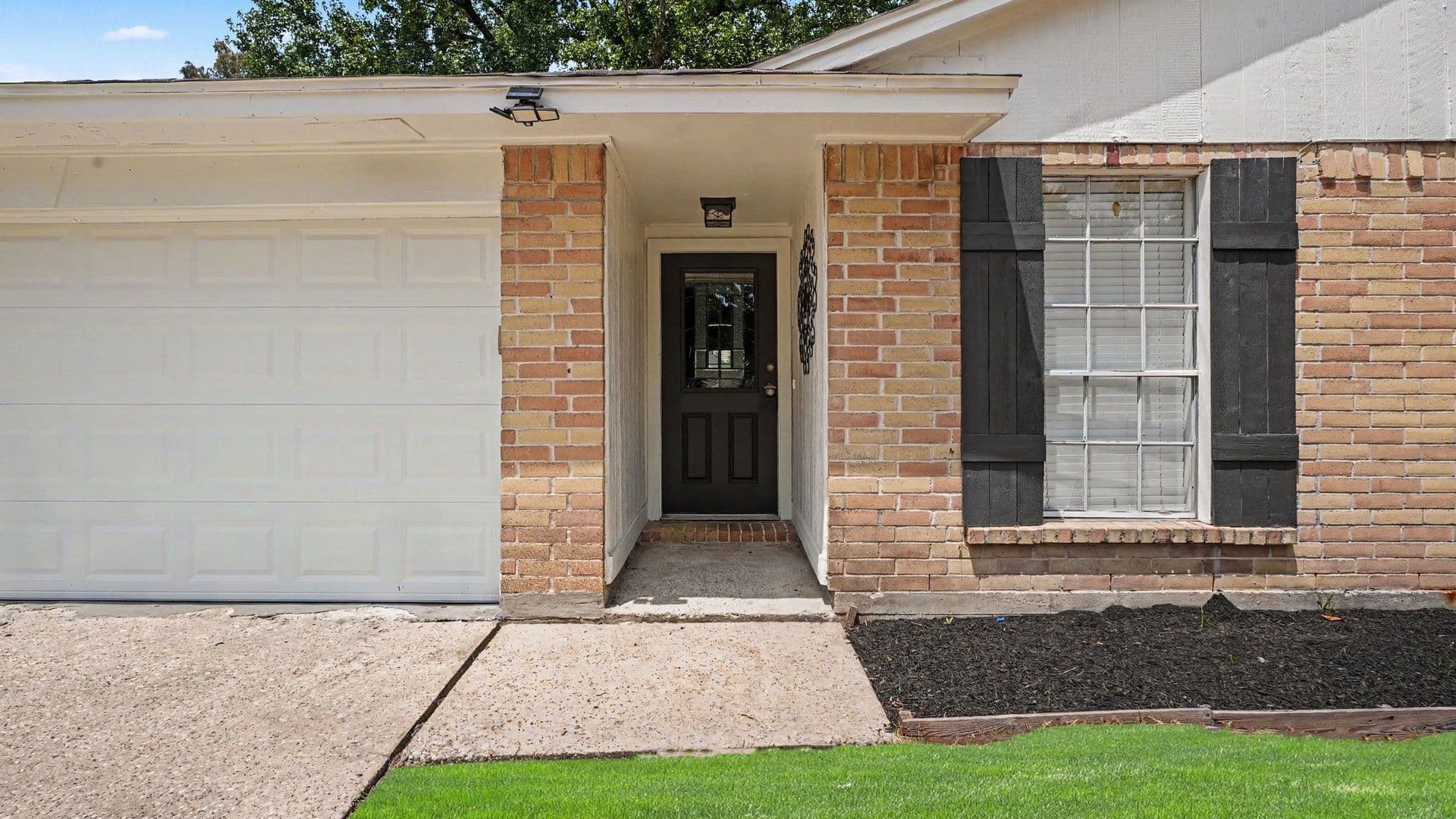 Spring House: 4927 Tealgate Drive