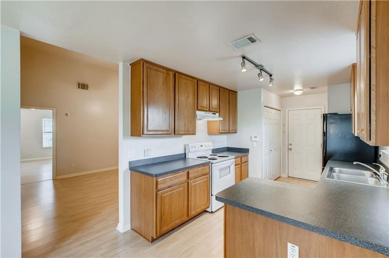 Round Rock House: 803 Sable Trail Court