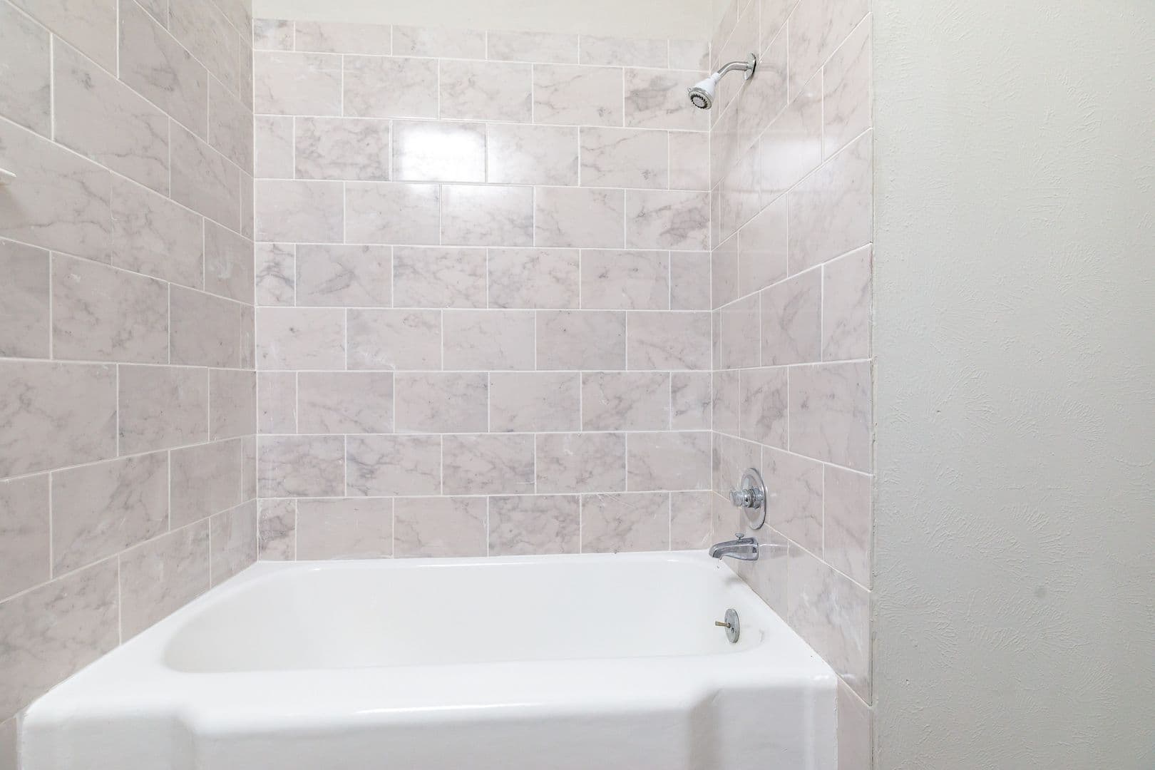 Fort Worth House: 5700 Pershing Ave