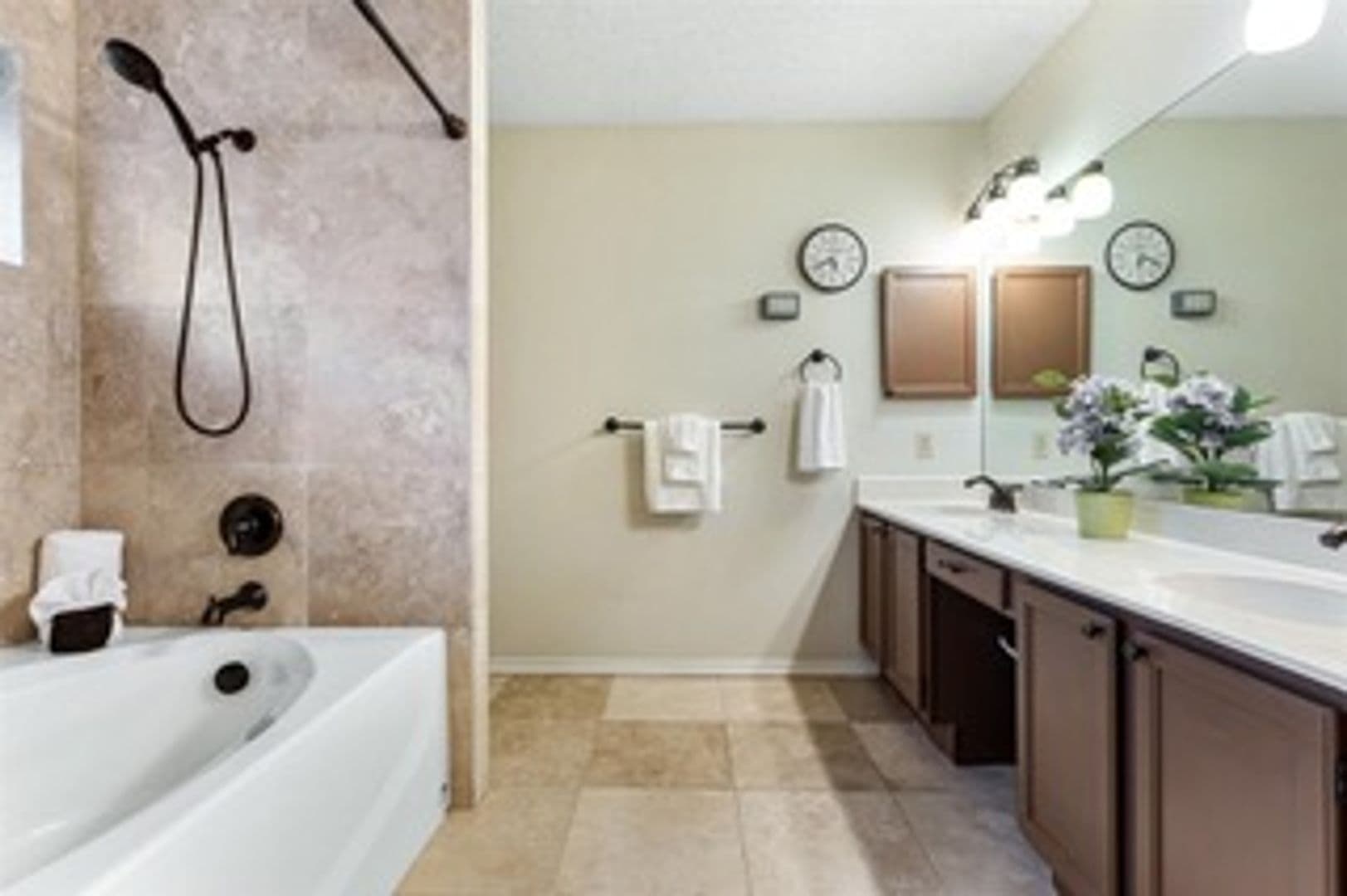 Arlington House: 6017 Meadowdale Road