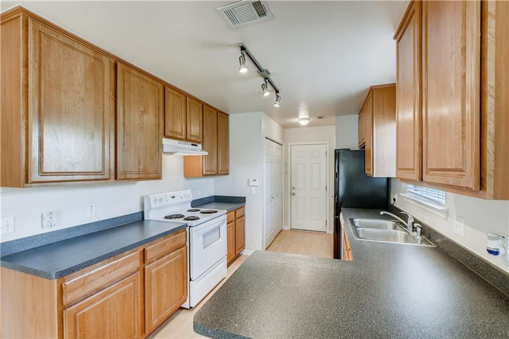 Round Rock House: 803 Sable Trail Court