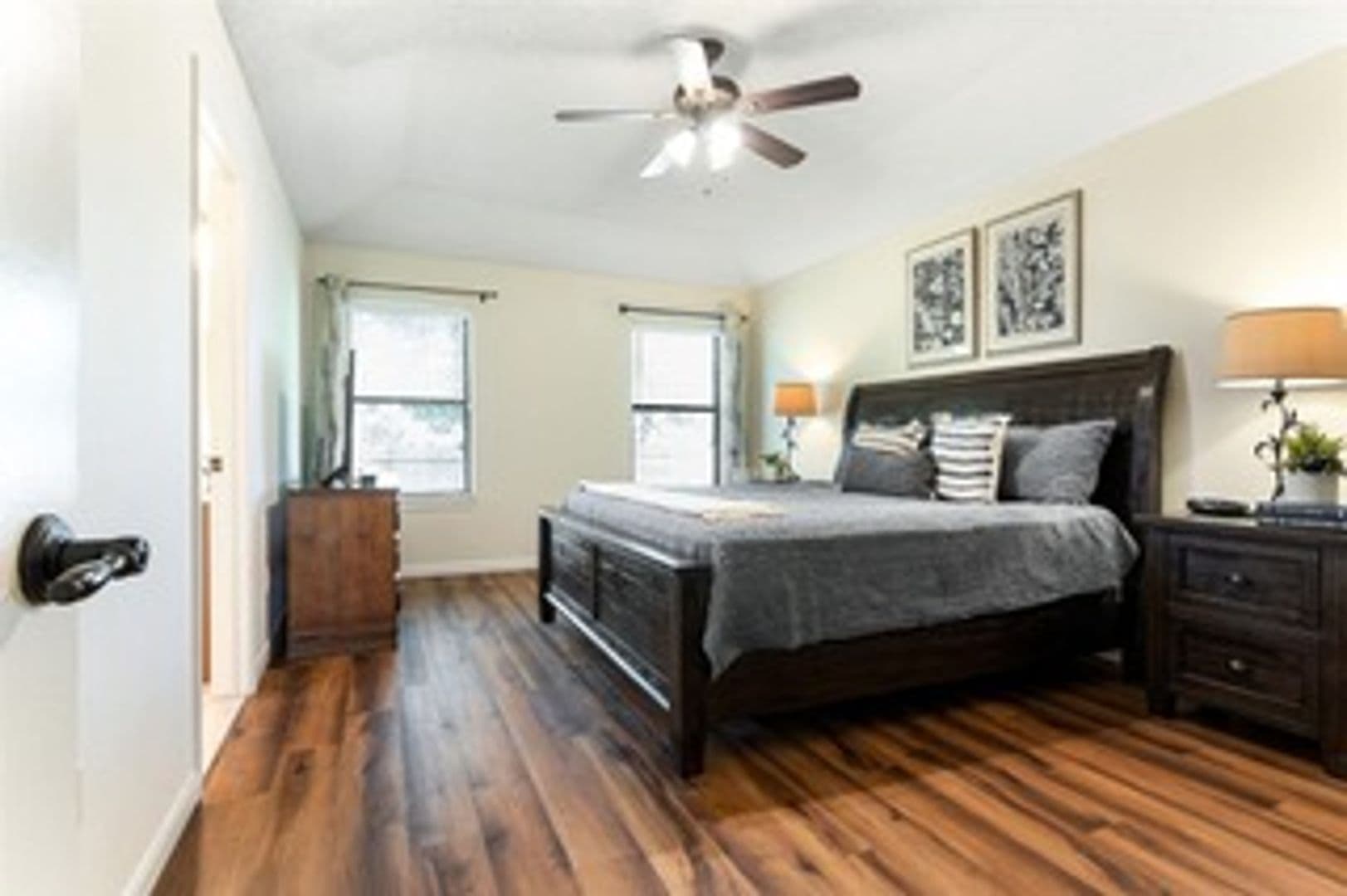Arlington House: 6017 Meadowdale Road