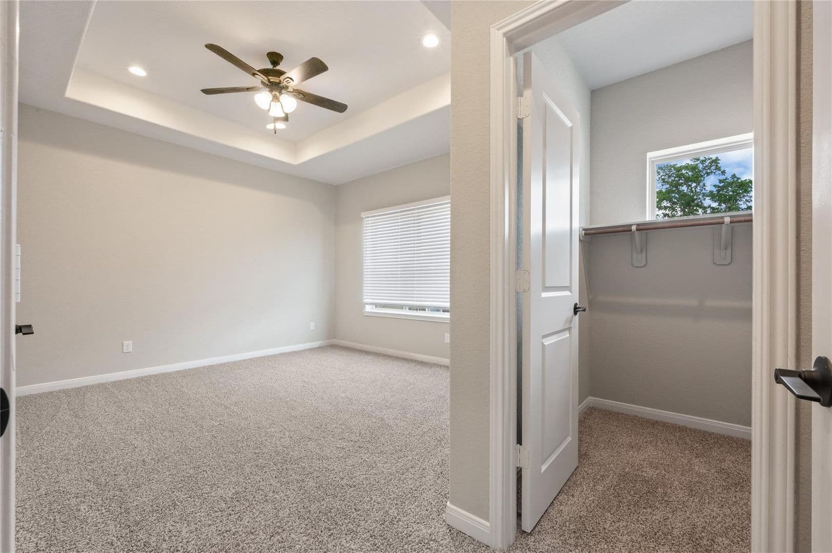Willis Townhome: 14010 Longstreet - 202B
