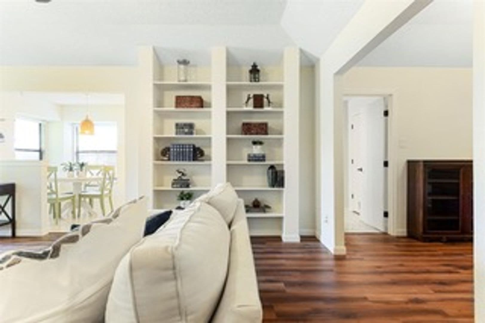 Arlington House: 6017 Meadowdale Road