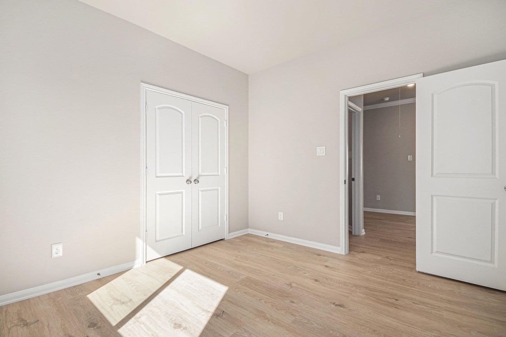 Willis House: 11412 Natalia Lane