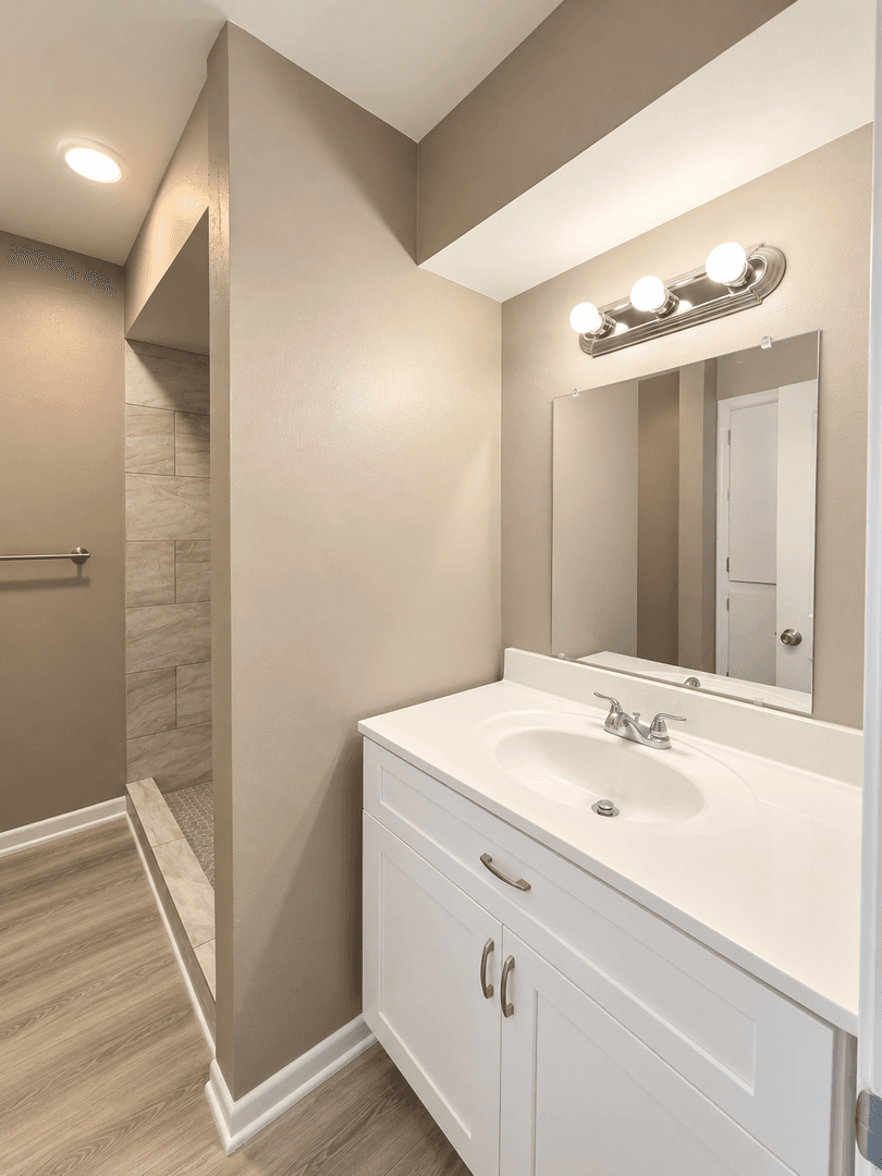 Conroe Condo: 1303 S. 2nd Street - #4