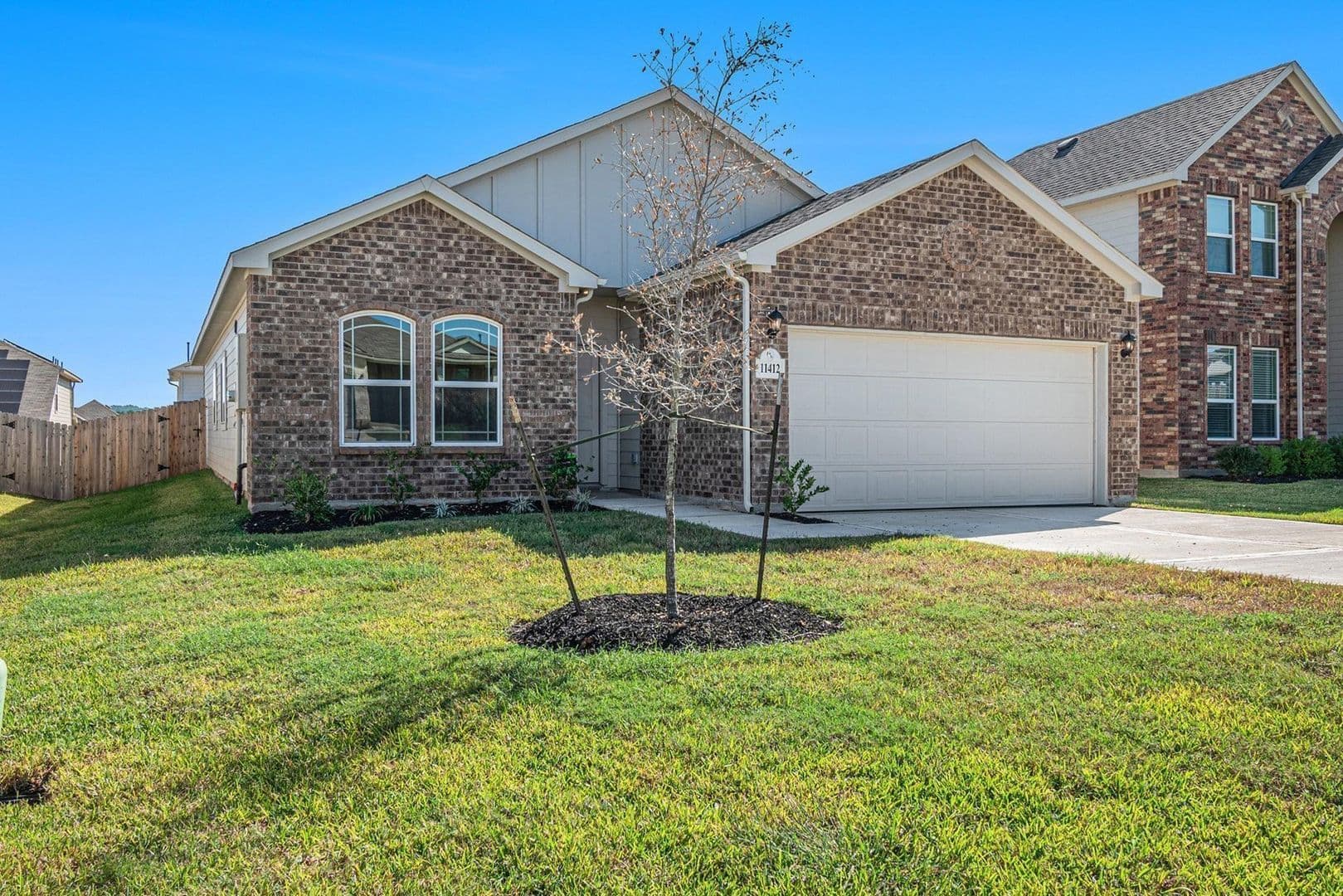 Willis House: 11412 Natalia Lane