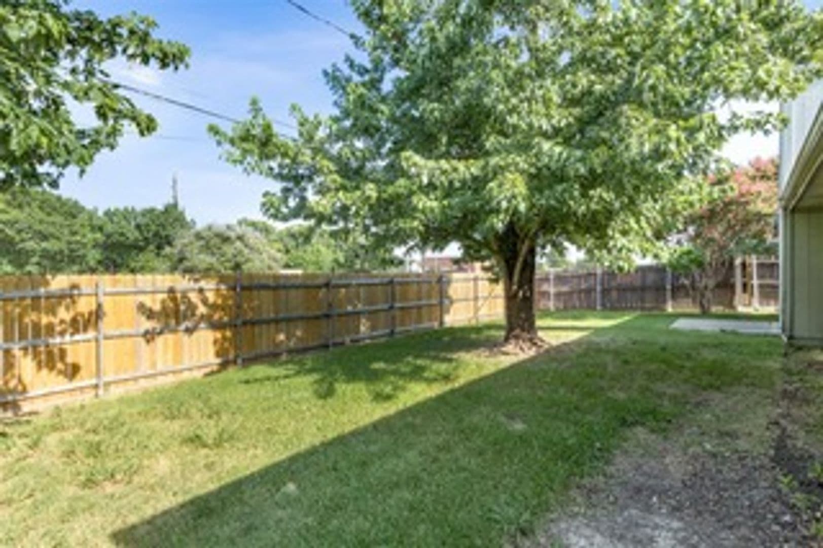 Arlington House: 6017 Meadowdale Road