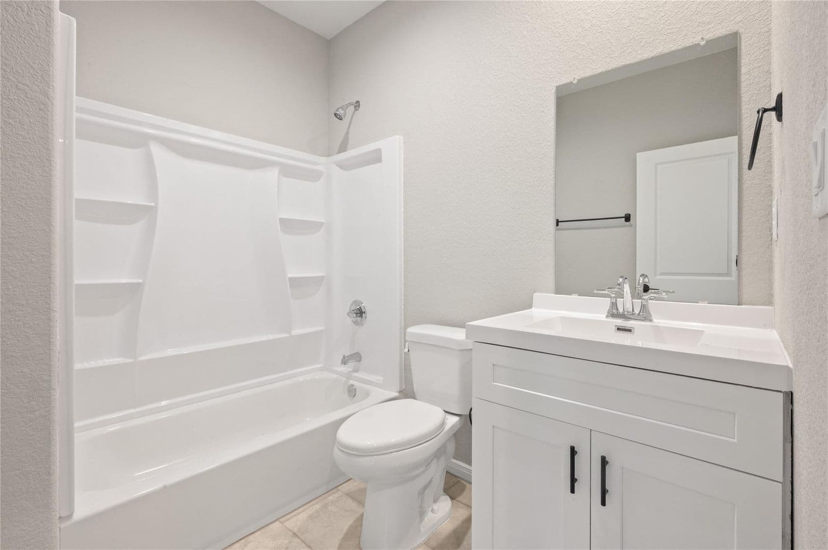 Willis Townhome: 14010 Longstreet - 202C