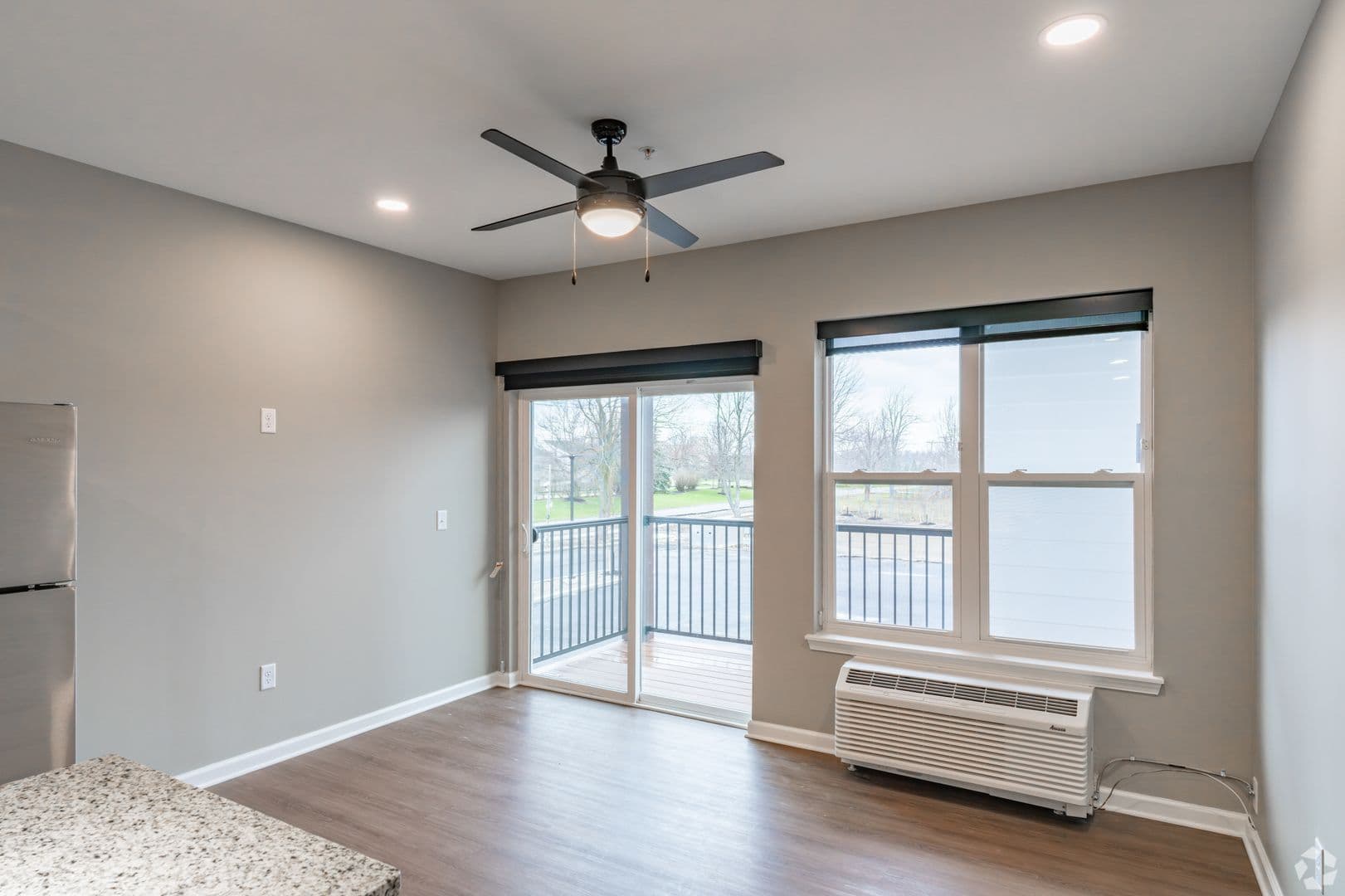 Getzville Apartment: 2635 North Forest Road