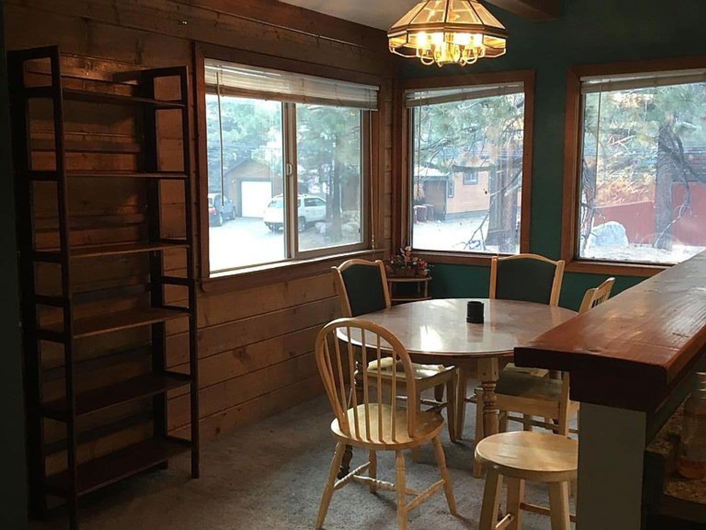 Mammoth Lakes Apartment: 477 Mono St.
