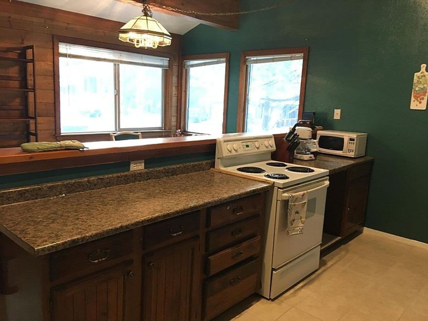 Mammoth Lakes Apartment: 477 Mono St.