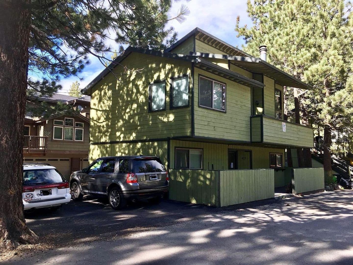 Mammoth Lakes Apartment: 477 Mono St.