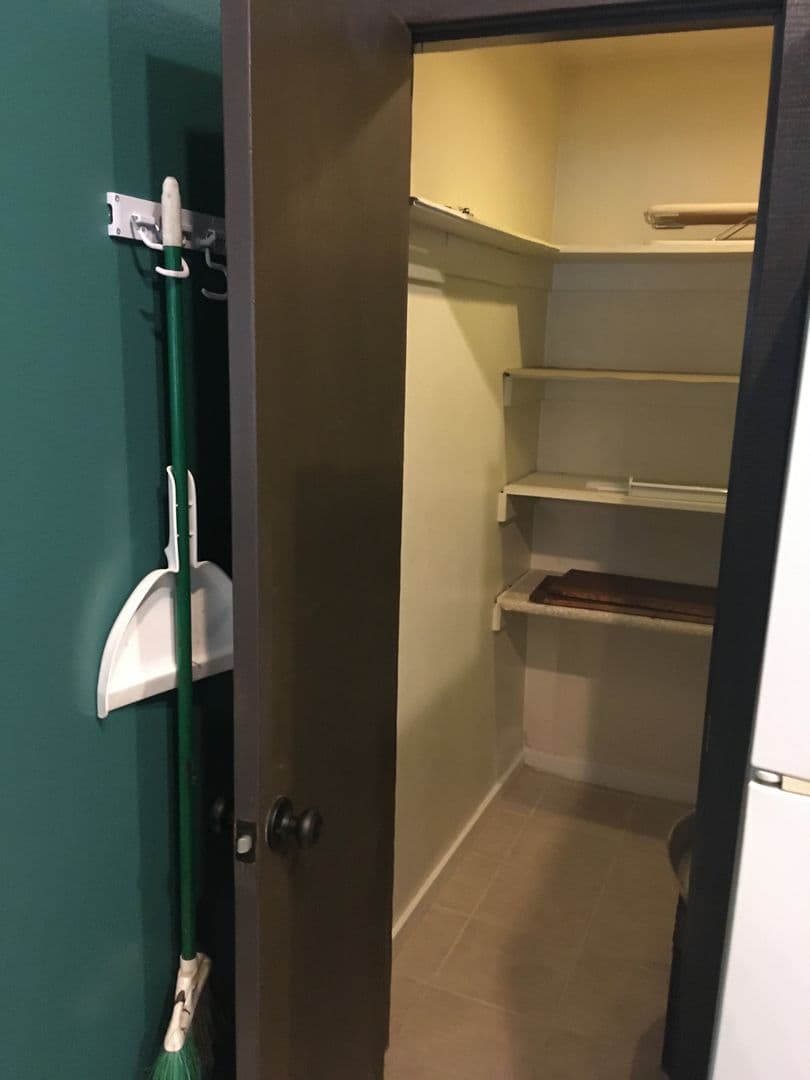 Mammoth Lakes Apartment: 477 Mono St.