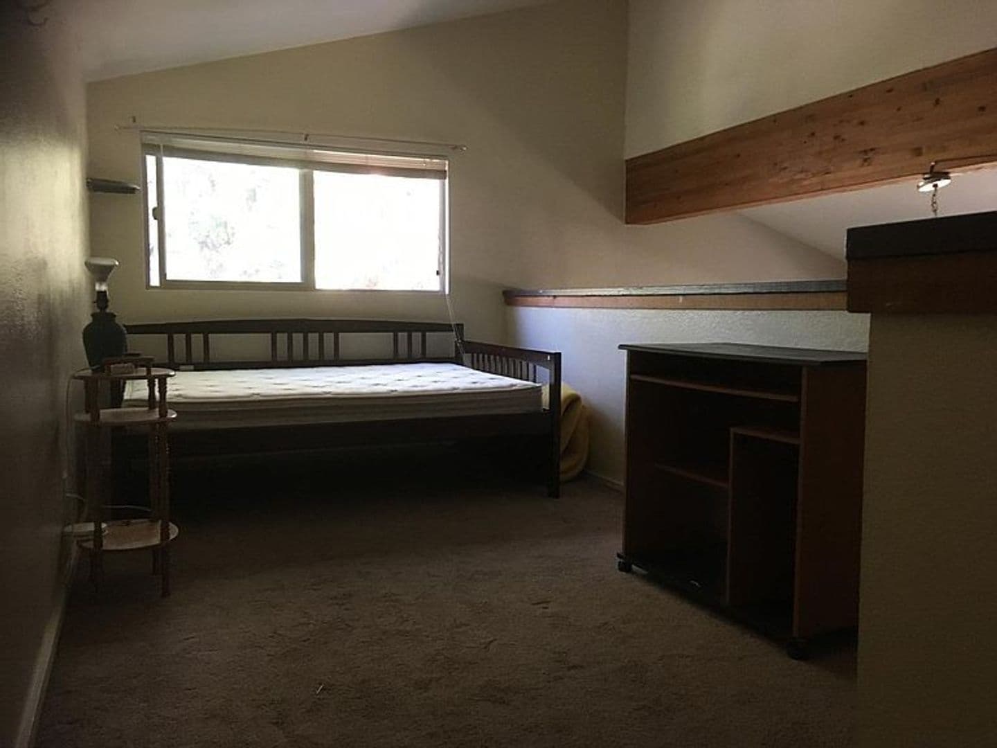 Mammoth Lakes Apartment: 477 Mono St.