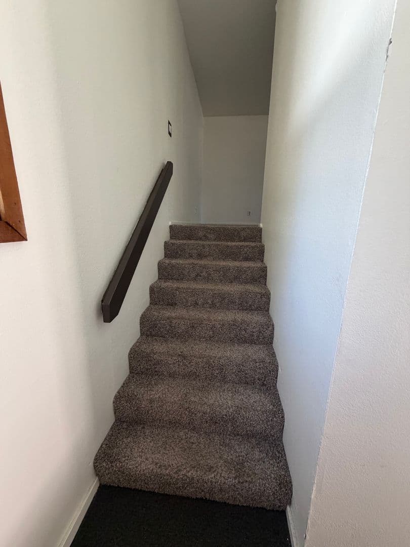 Mammoth Lakes Apartment: 477 Mono St.