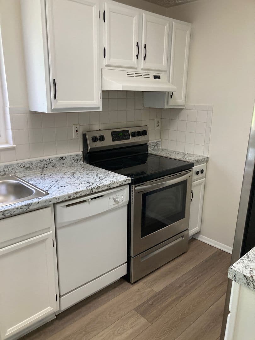 Frederick House: 6632 Pebble Ct