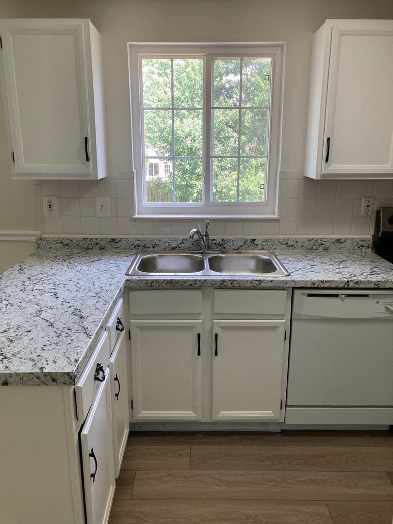 Frederick House: 6632 Pebble Ct