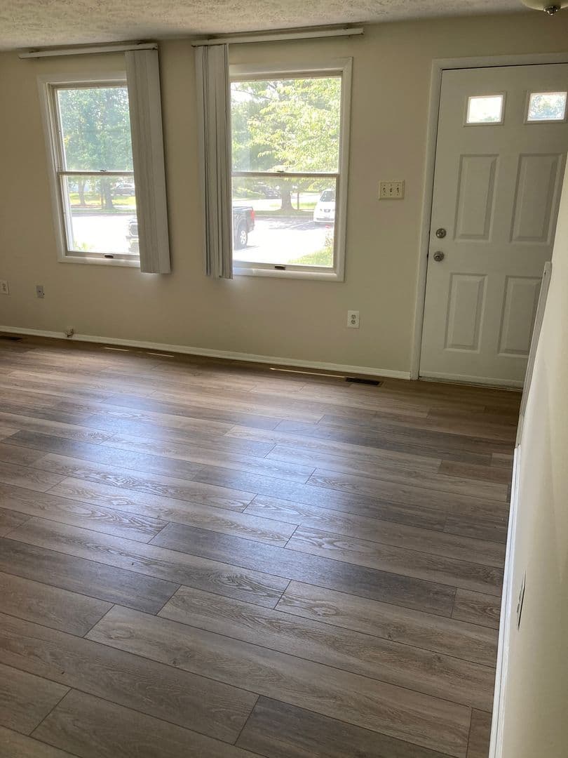 Frederick House: 6632 Pebble Ct
