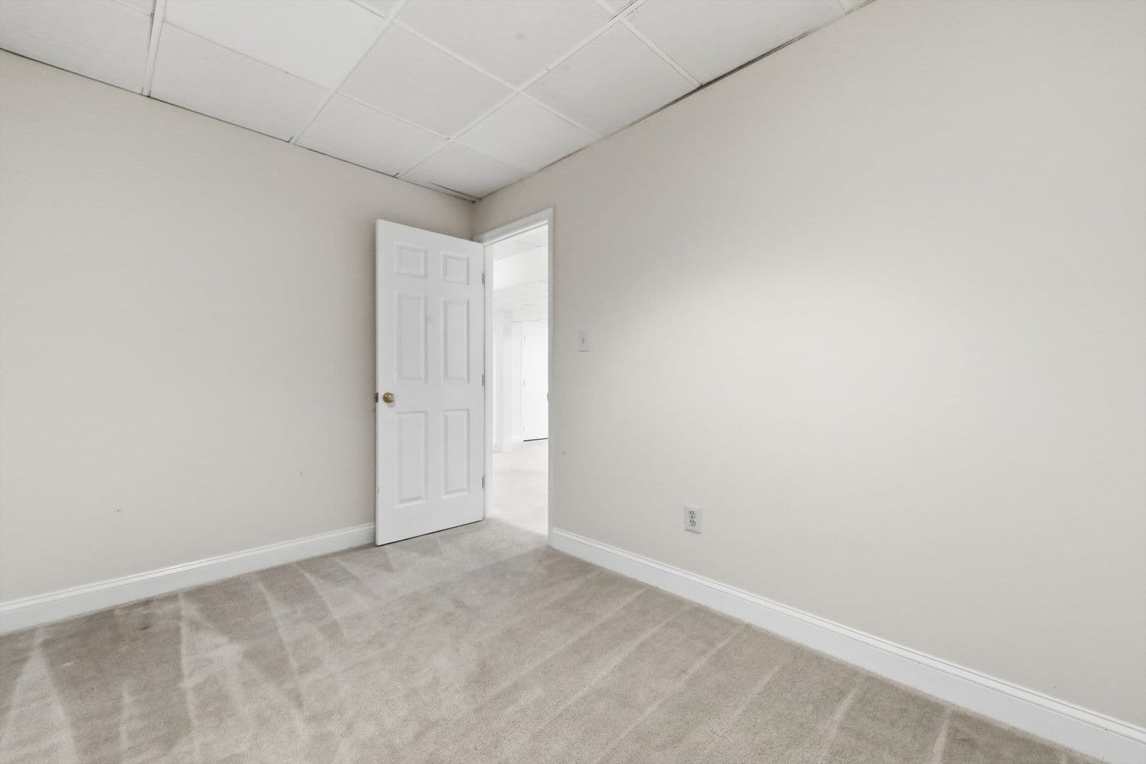 Mount Airy House: 17545 Hardy Rd