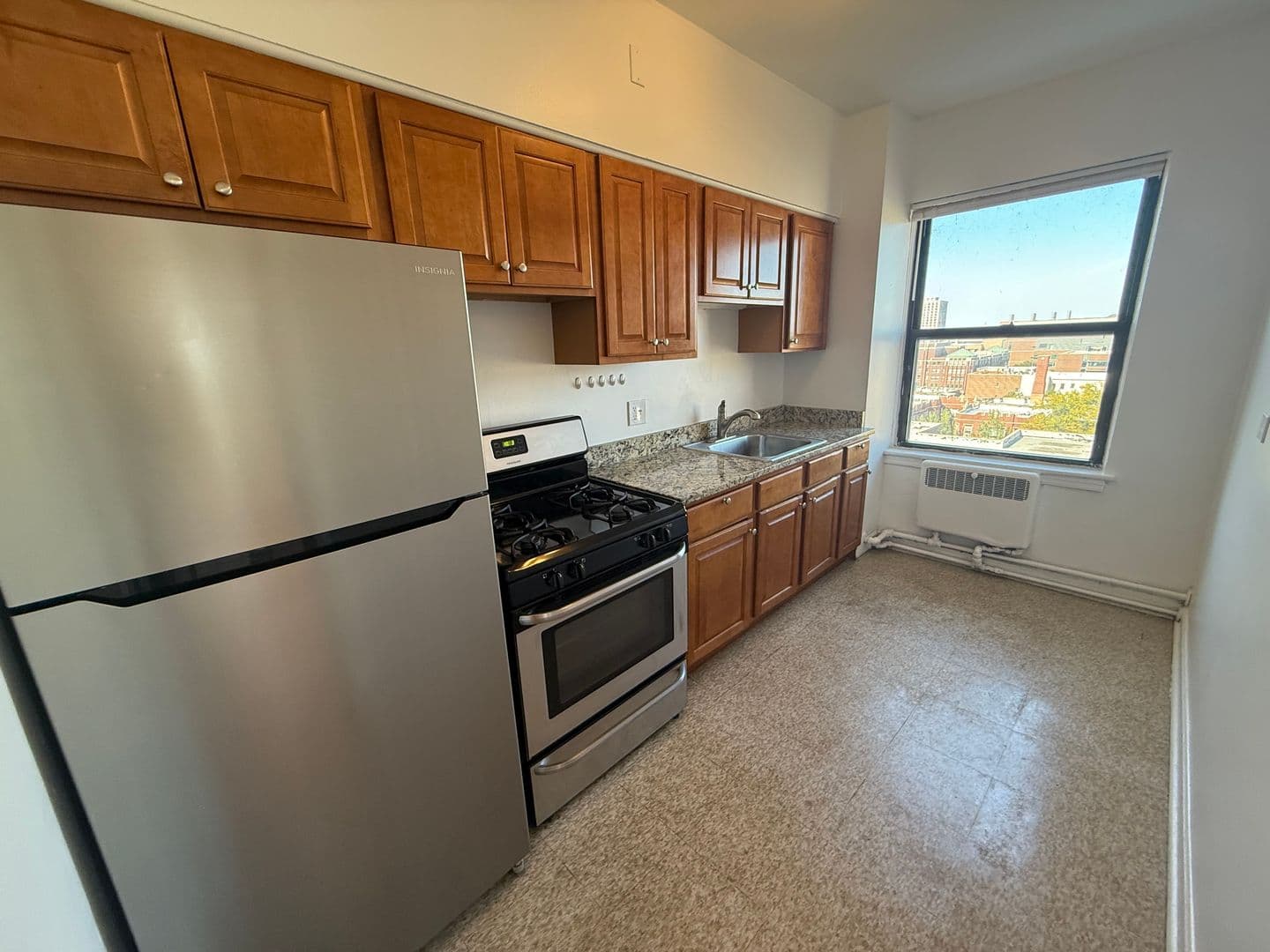 Chicago Apartment: 6230 N Kenmore