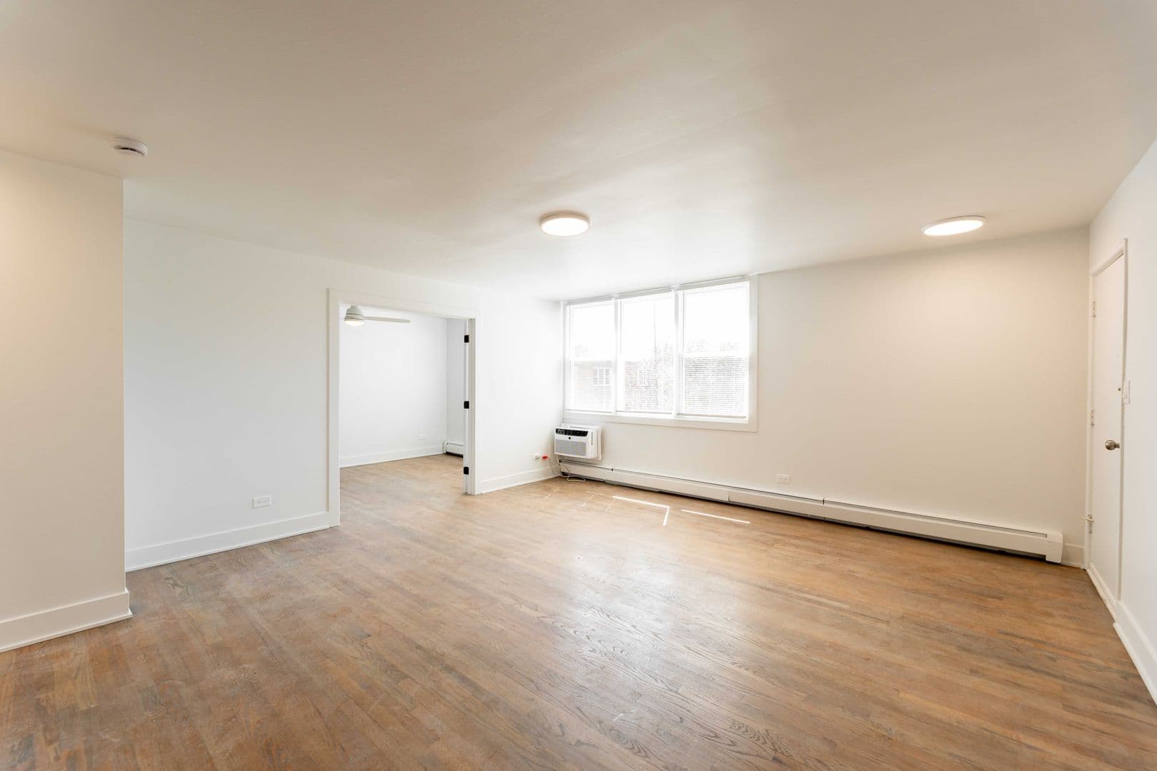 Chicago Apartment: 2515 W Jerome St.