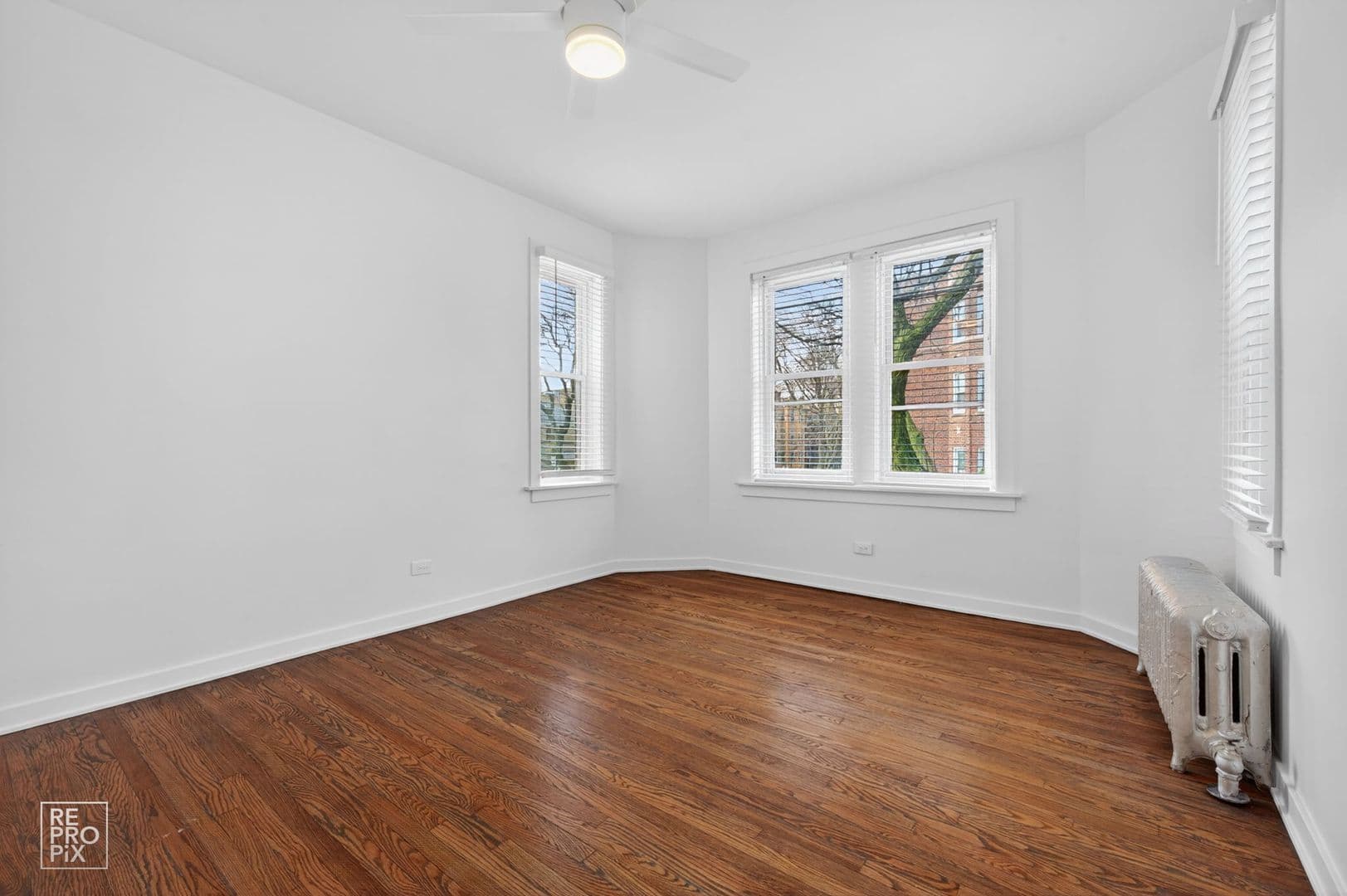 Chicago Apartment: 2154 W Arthur Ave