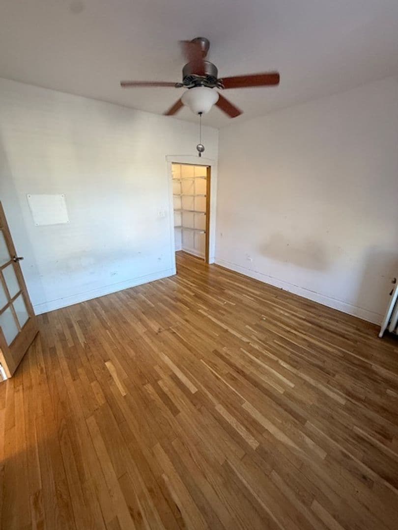 Chicago Apartment: 2139 W. Lunt Ave