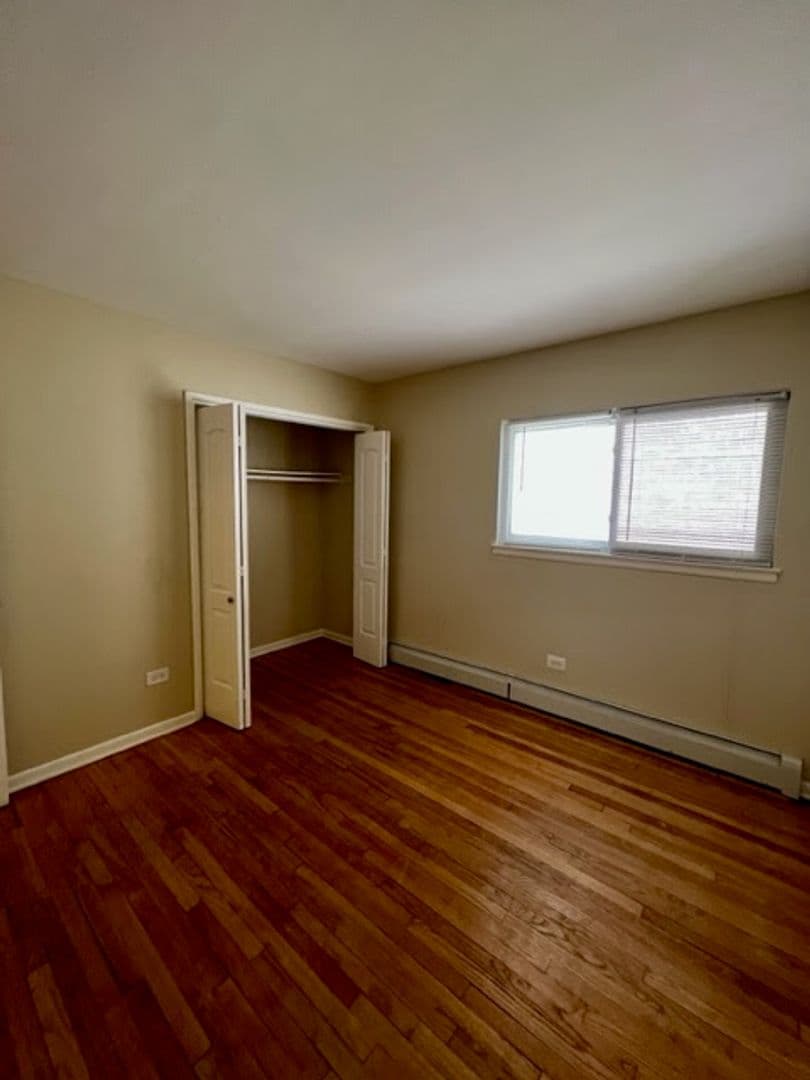 Chicago Apartment: 4801 N Ridgeway
