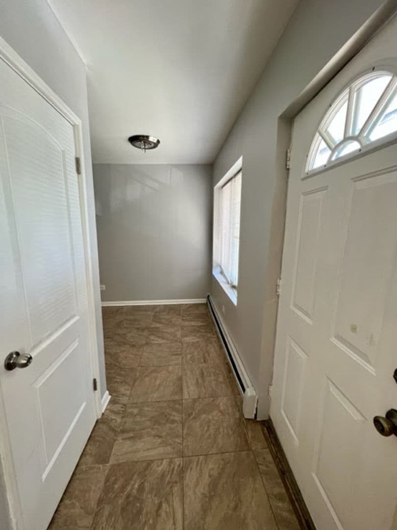 Chicago Apartment: 4801 N Ridgeway