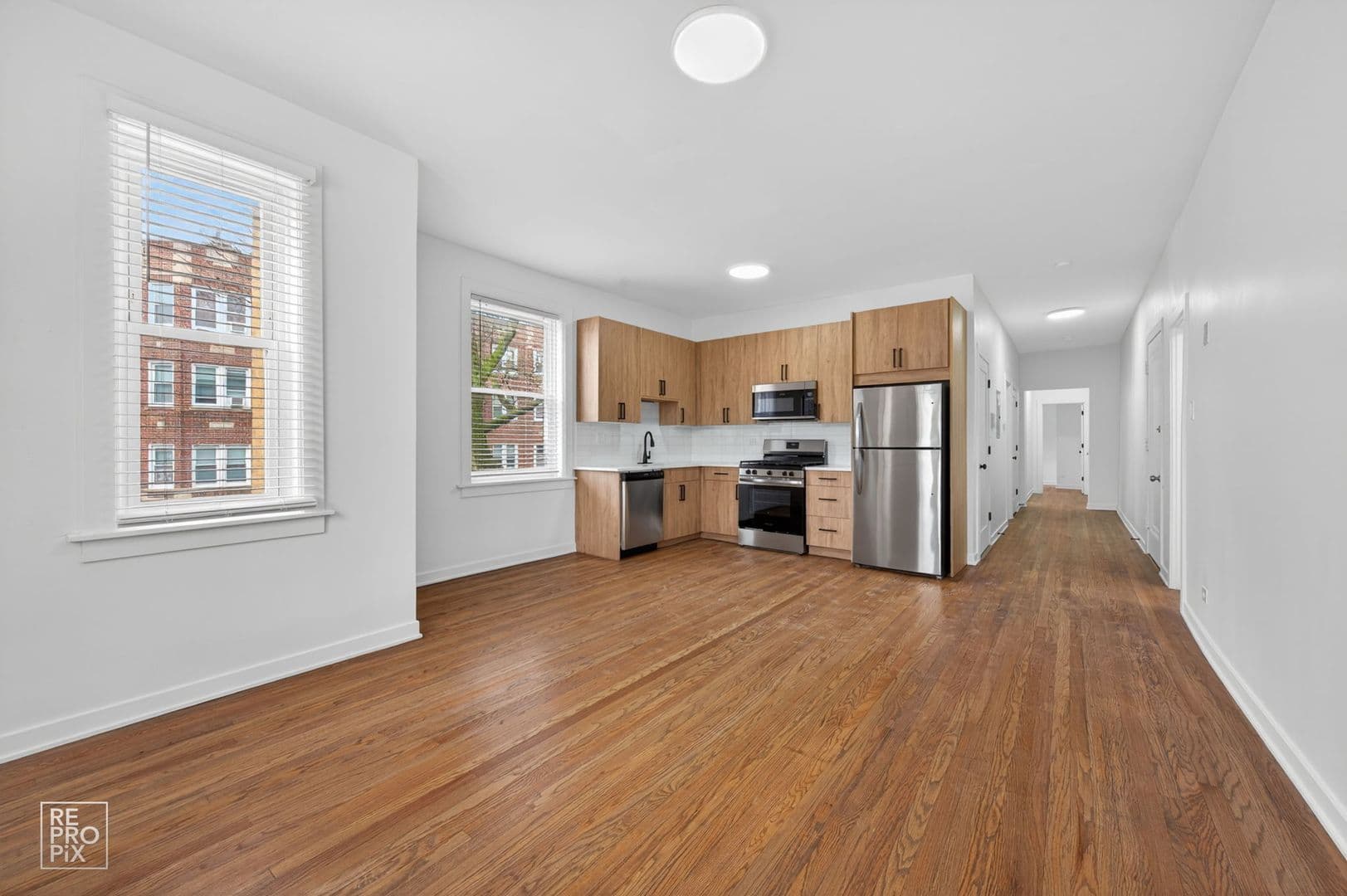 Chicago Apartment: 2154 W Arthur Ave