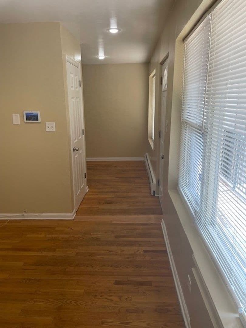 Chicago Apartment: 4801 N Ridgeway