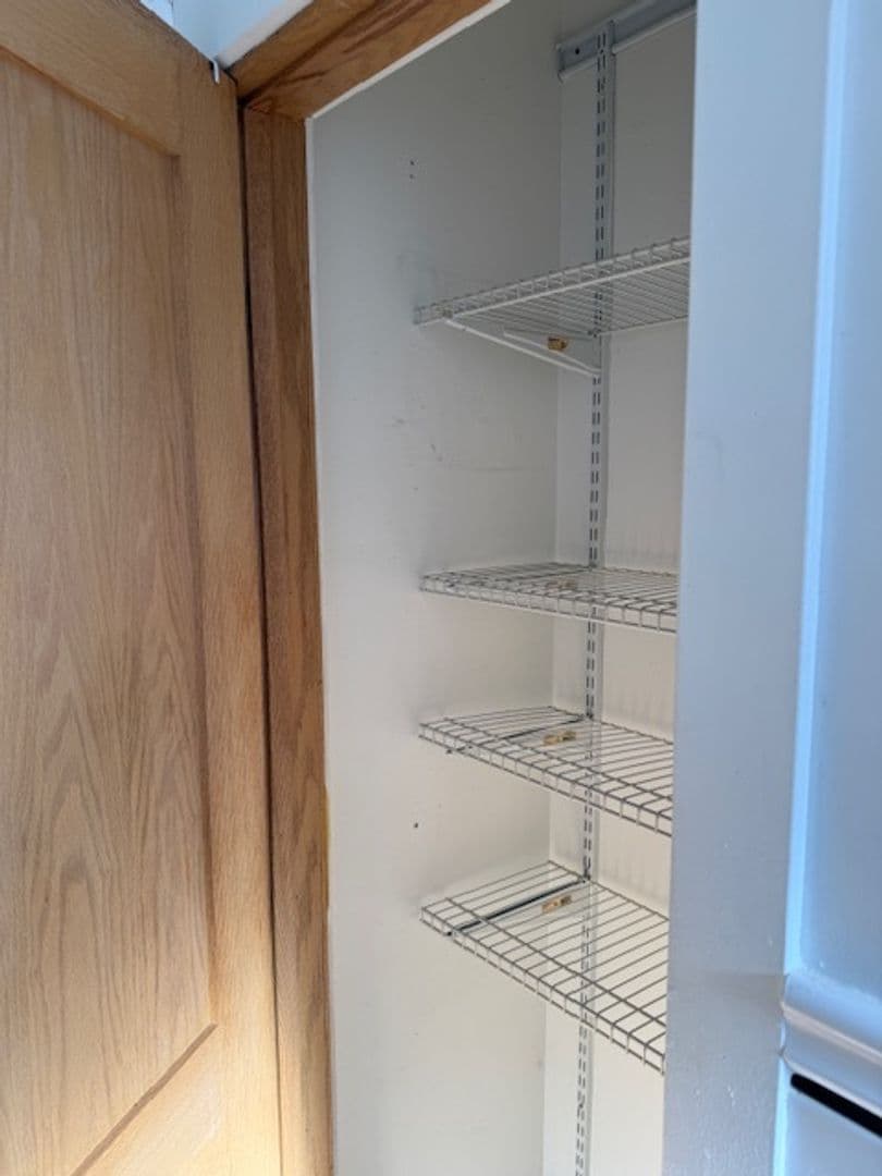 Chicago Apartment: 2139 W. Lunt Ave