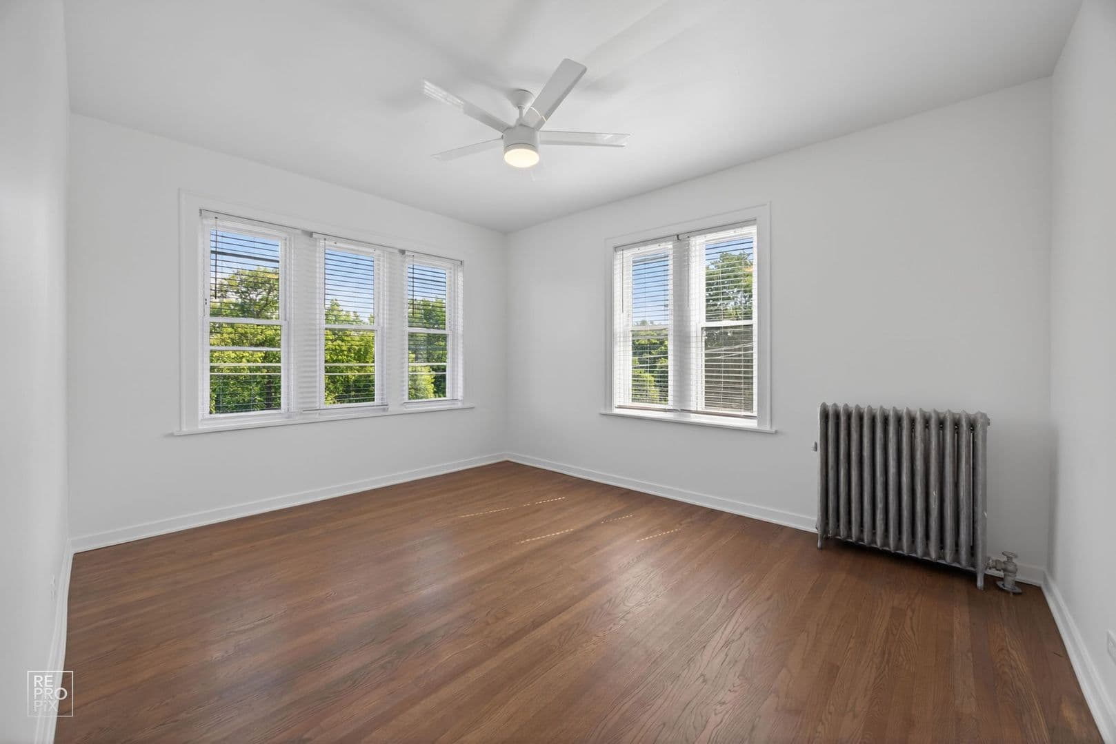 Chicago Apartment: 2154 W Arthur Ave