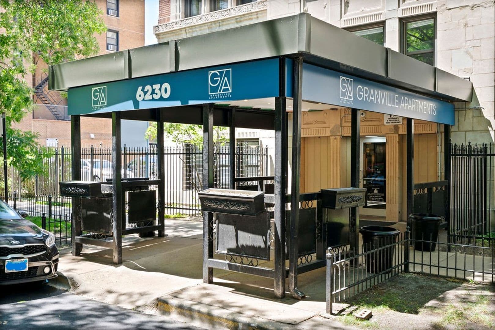 Chicago Apartment: 6230 N Kenmore