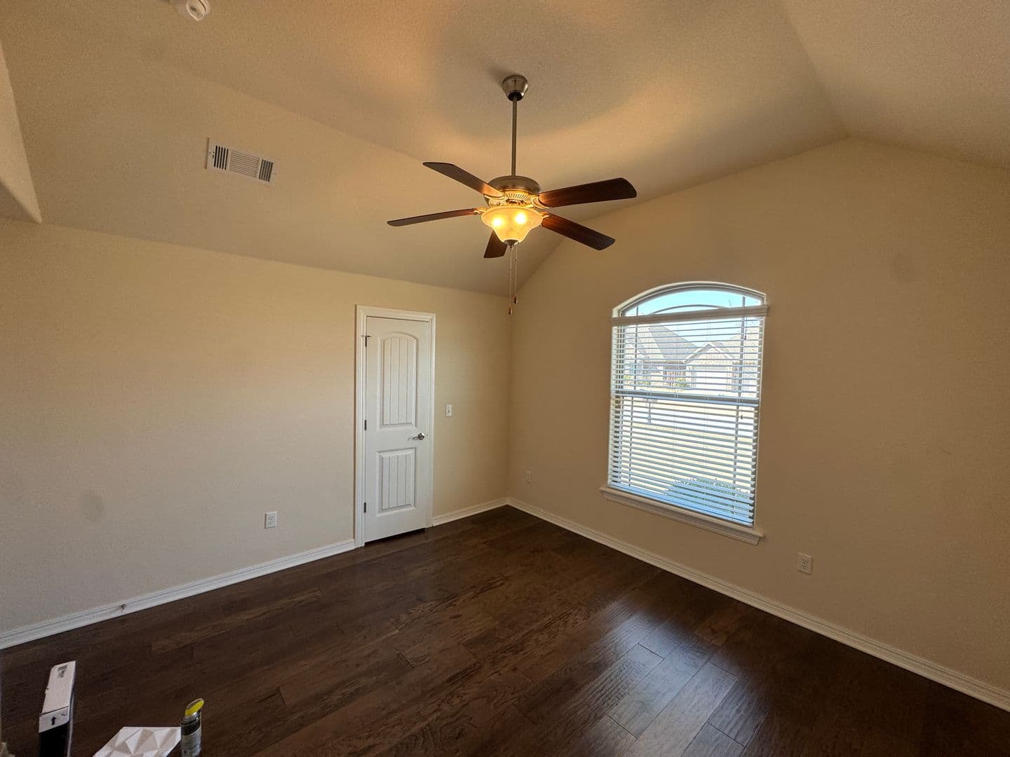 Fayetteville House: 4849 W Oldham Dr