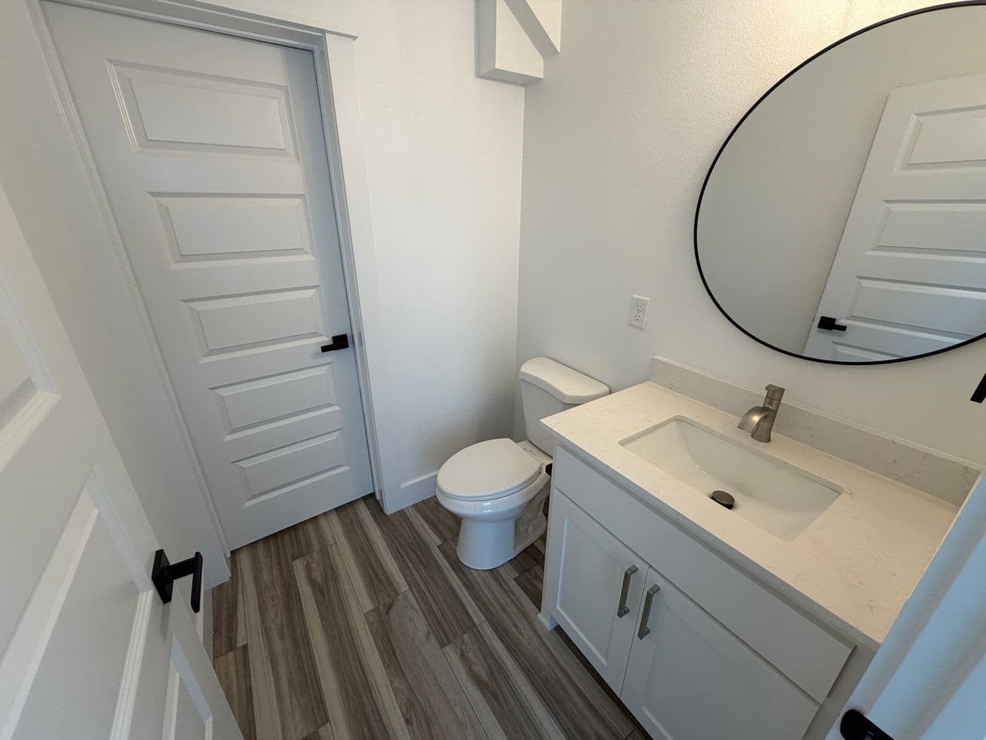 Fayetteville House: 916 N Sang Ave Unit #B