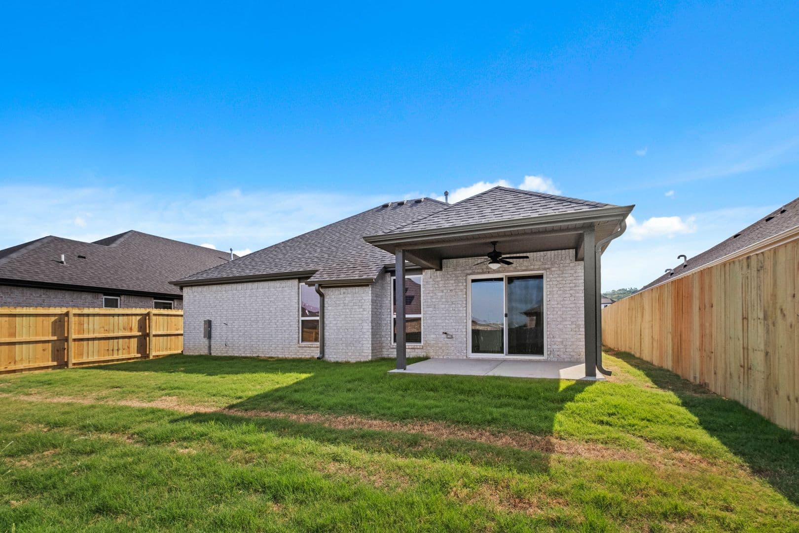 Fayetteville House: 4225 W Barhem Drive