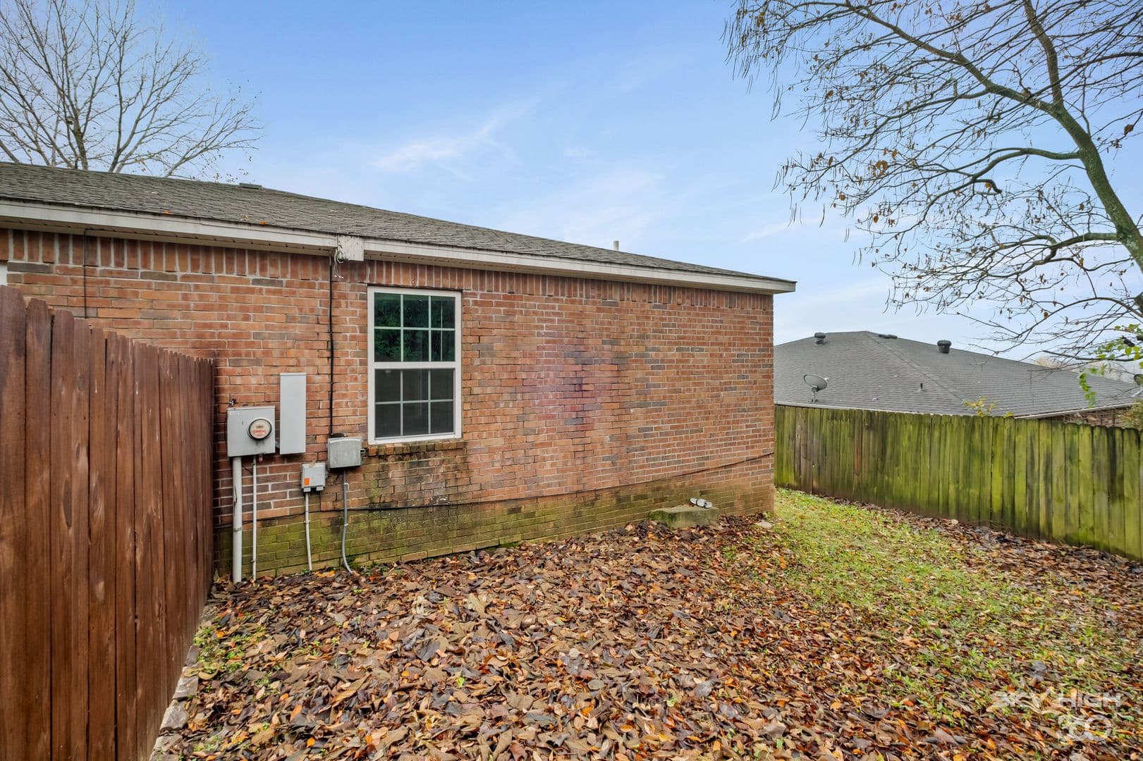 Fayetteville House: 731 S. Erika Ave