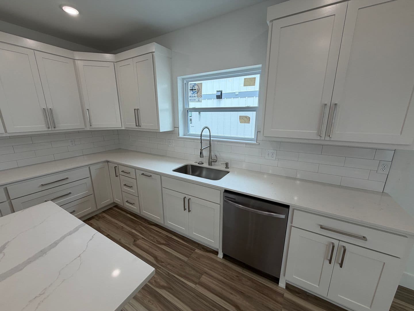 Fayetteville House: 916 N Sang Ave