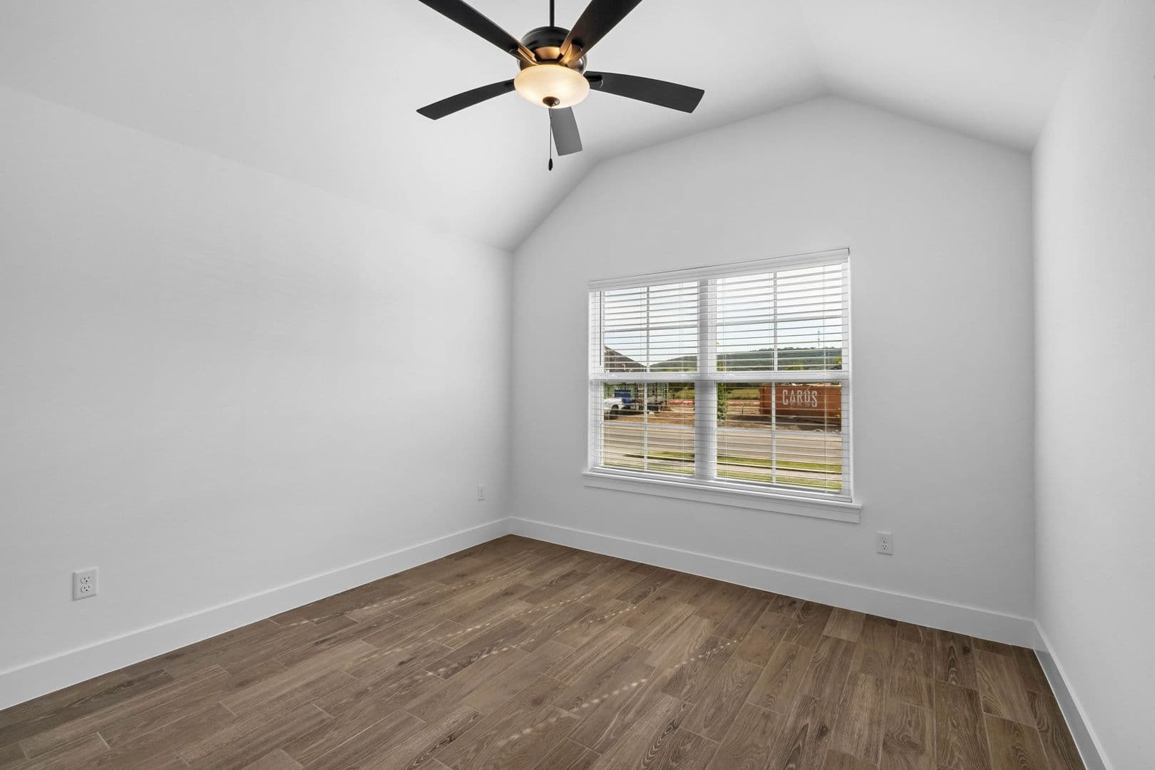 Fayetteville House: 4225 W Barhem Drive