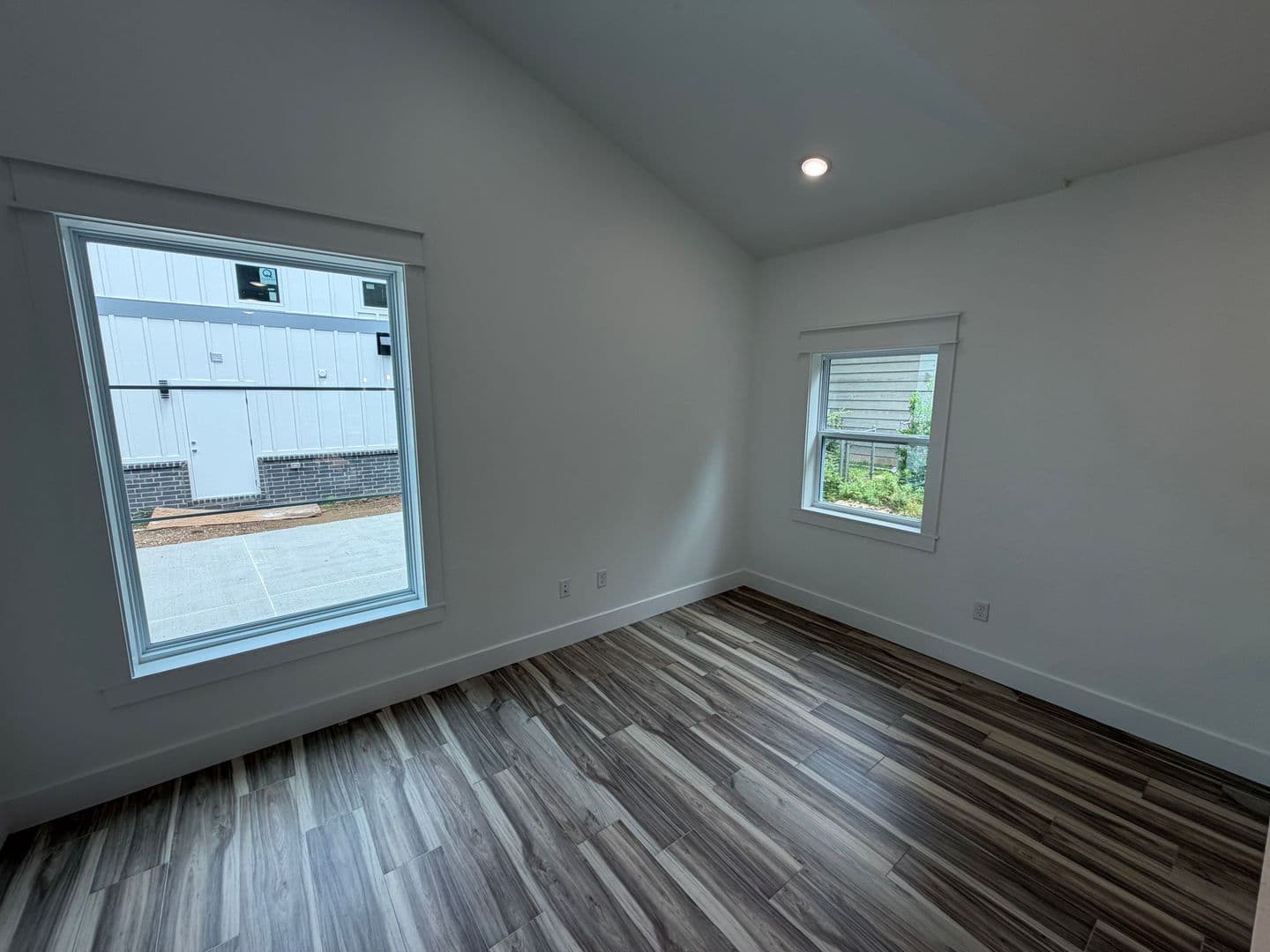 Fayetteville House: 916 N Sang Ave Unit #B