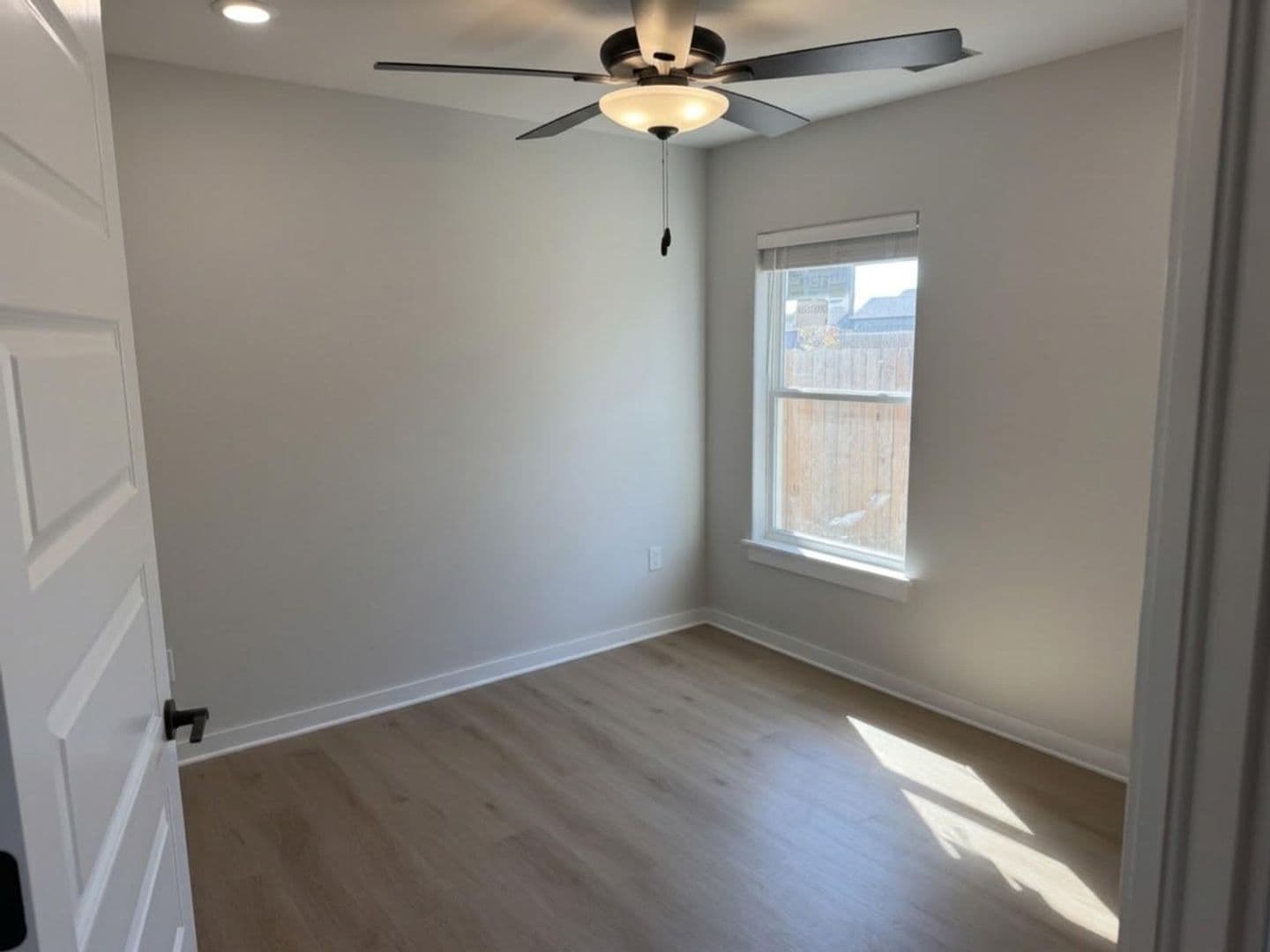 Lowell House: 1203 Pepperwood Avenue