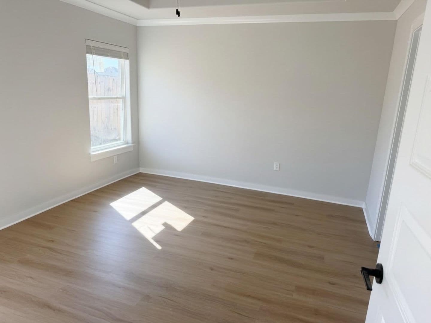 Lowell House: 1203 Pepperwood Avenue