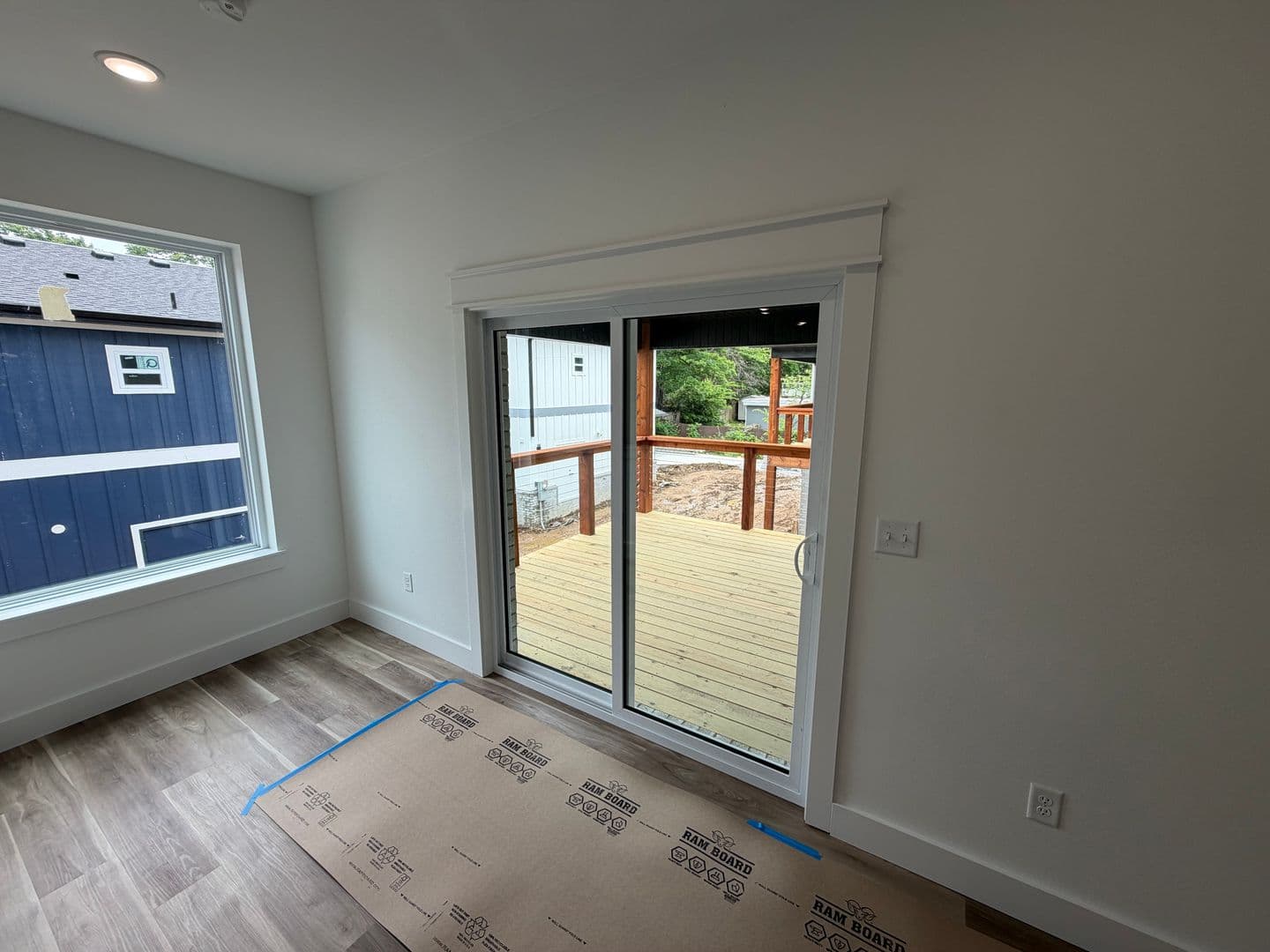 Fayetteville House: 916 N Sang Ave